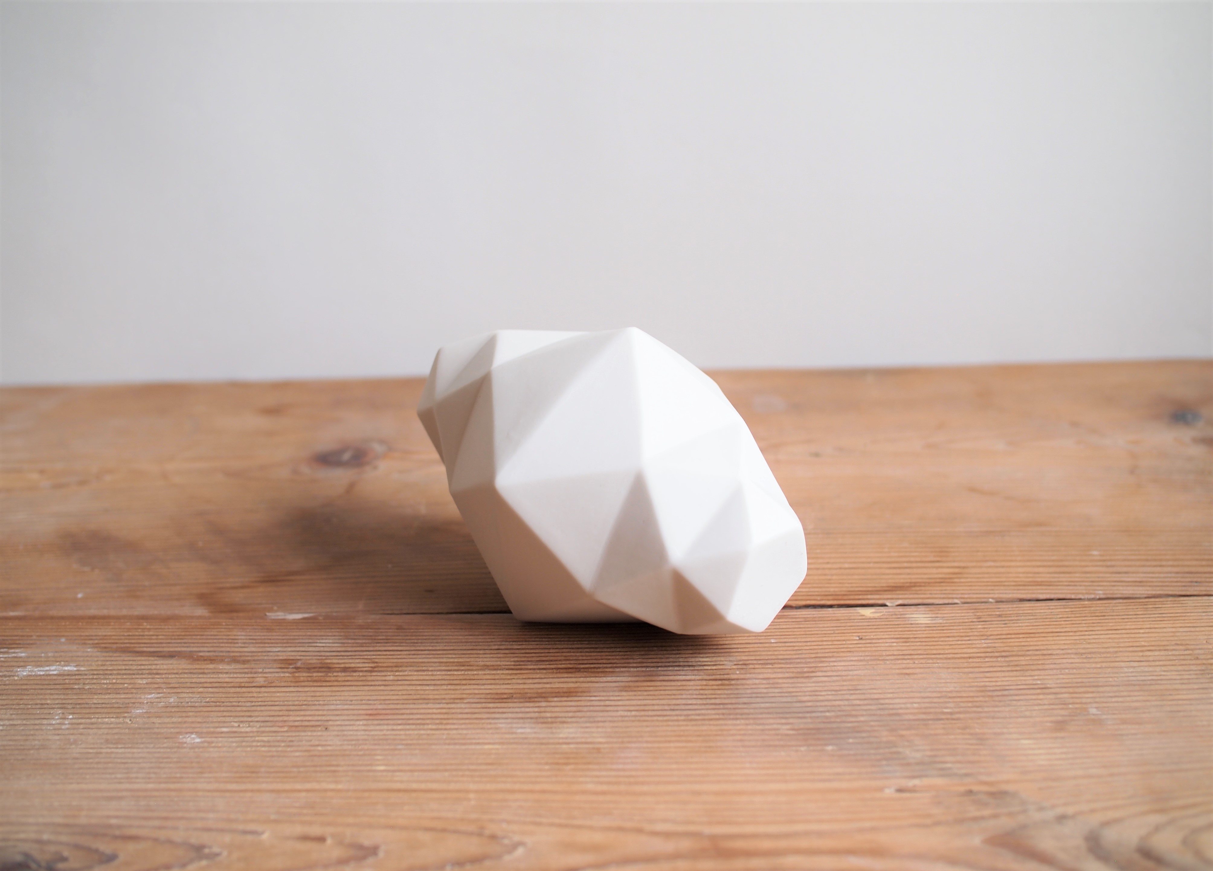 Origami花瓶 ホワイト Iichi ハンドメイド クラフト作品 手仕事品の通販