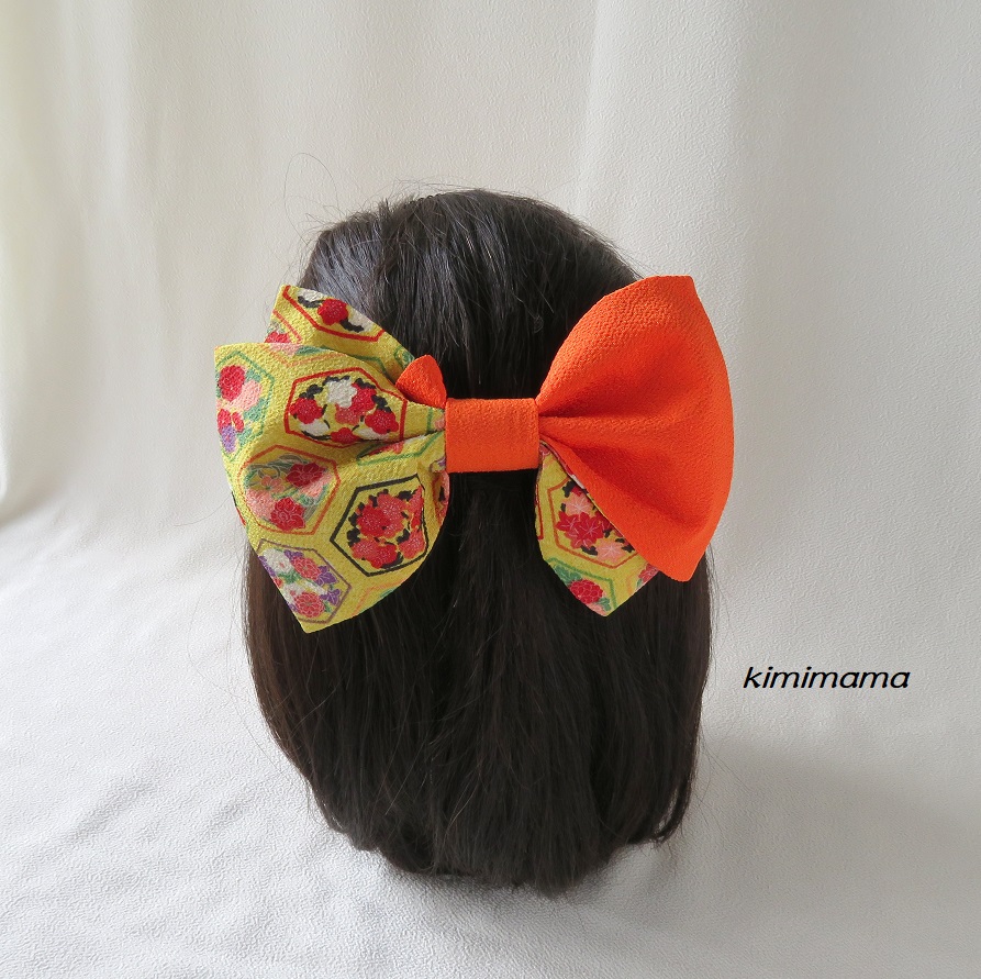 髪飾り 縮緬リボン 大 亀甲柄 オレンジ 袴 着物 成人式 卒業式 七五三 Iichi ハンドメイド クラフト作品 手仕事品の通販