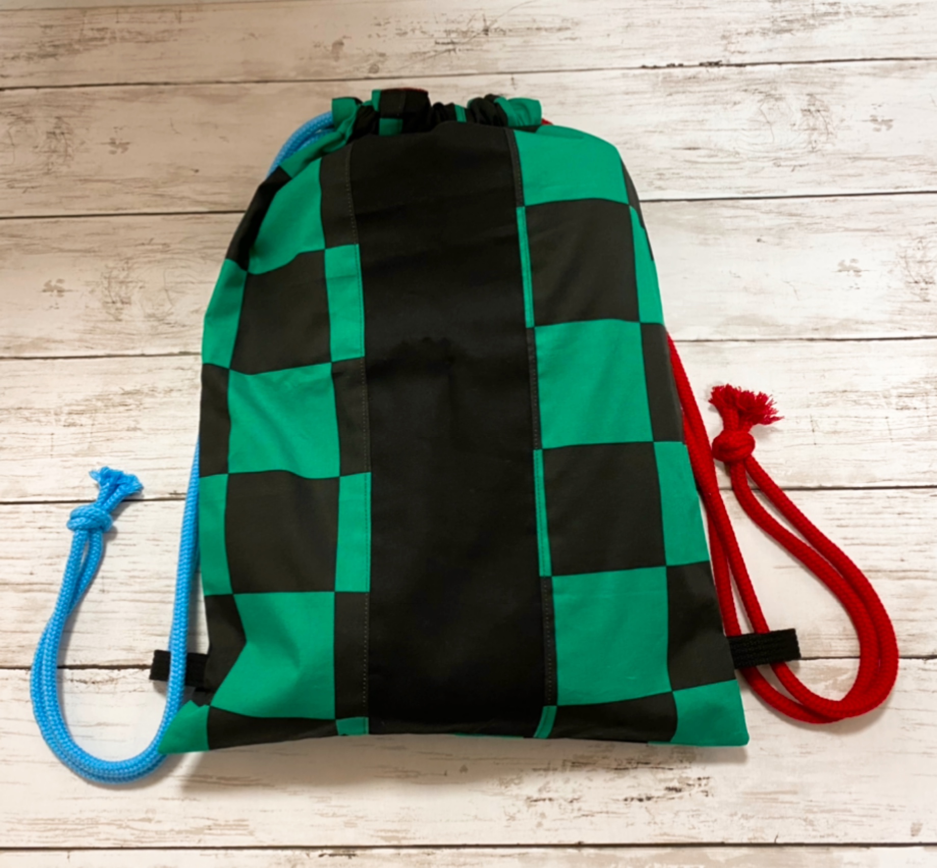 内ポケット付き巾着袋型リュック 和柄 市松 グリーン 黒 Iichi ハンドメイド クラフト作品 手仕事品の通販