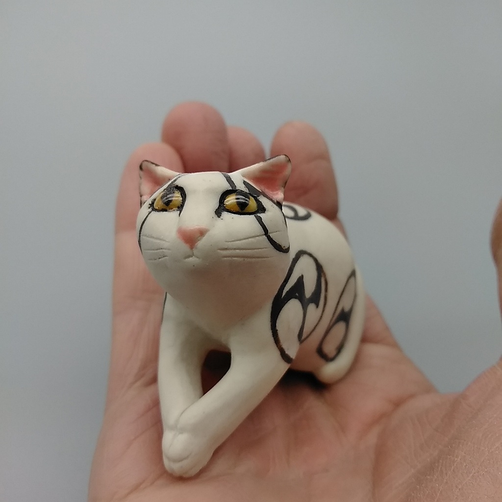 一輪ねこ 三つ巴模様  iichi ハンドメイド・クラフト作品・手仕事品の通販