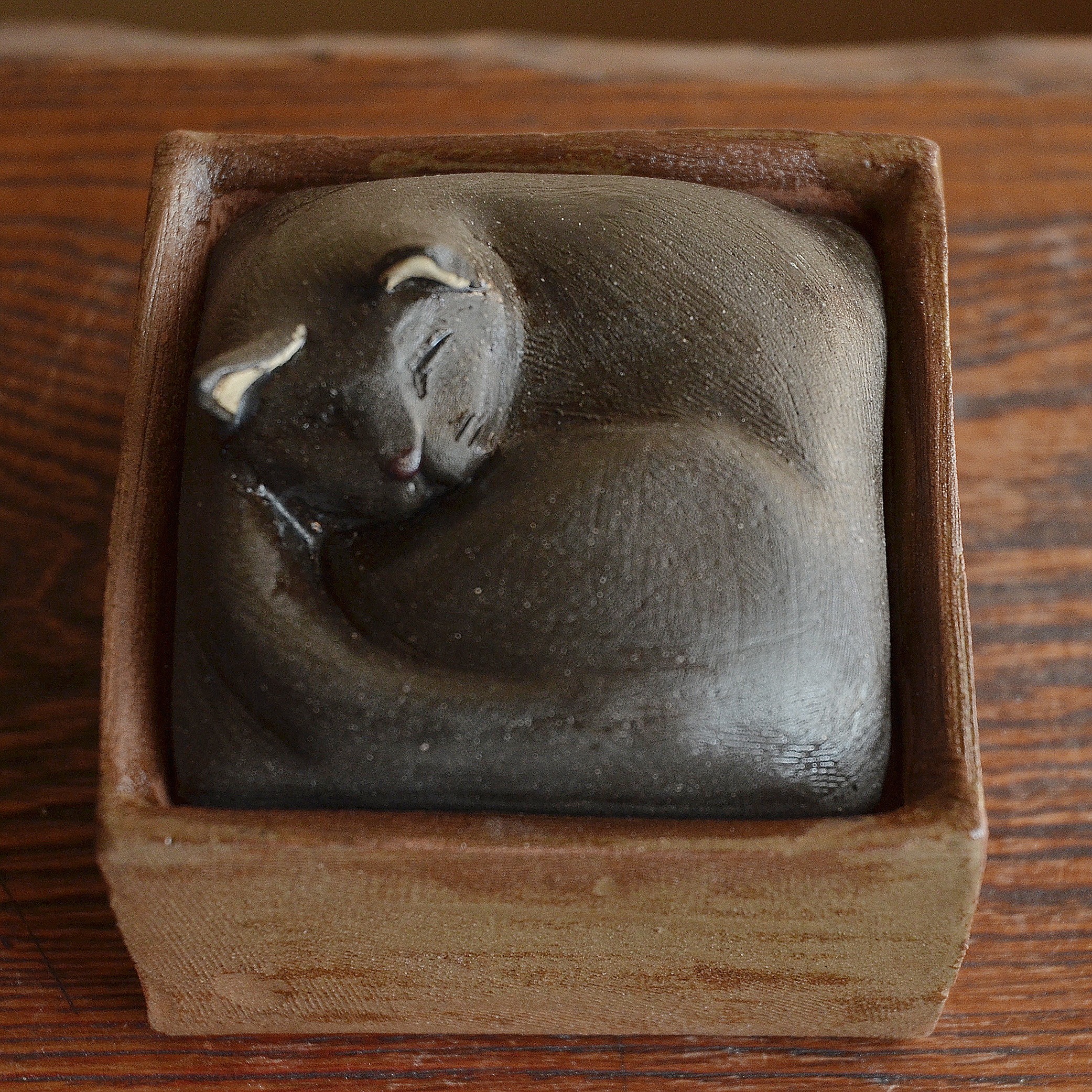 箱入り猫の小物入れ（黒猫） | iichi ハンドメイド・クラフト作品・手 