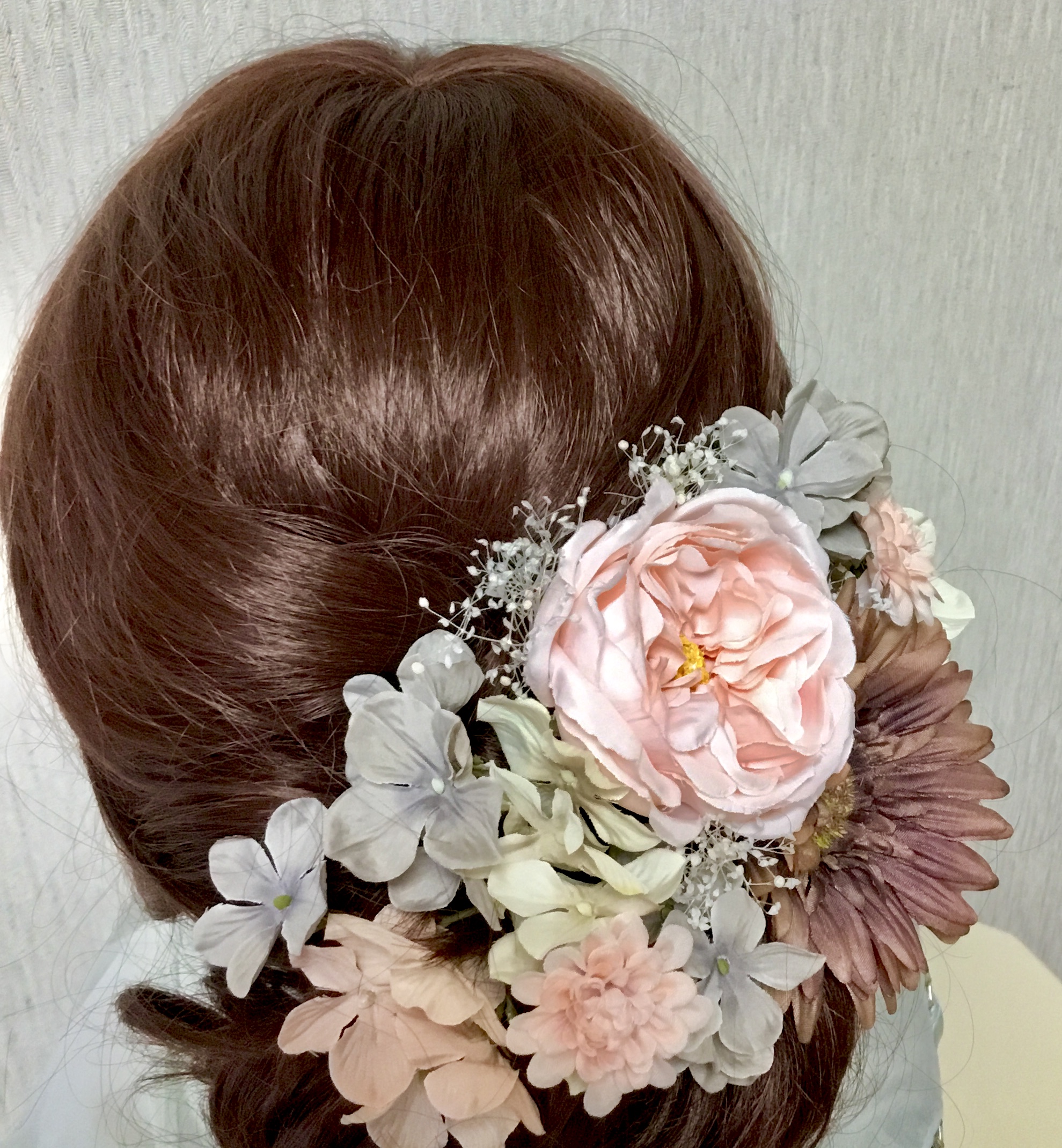 イングリッシュローズとガーベラのベーシック髪飾り Iichi ハンドメイド クラフト作品 手仕事品の通販