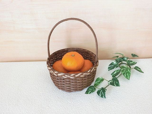 クラフトカゴ 持ち手付き 可愛い丸カゴ パン ティーセット 小物入れ ブラウン Iichi ハンドメイド クラフト作品 手仕事品の通販