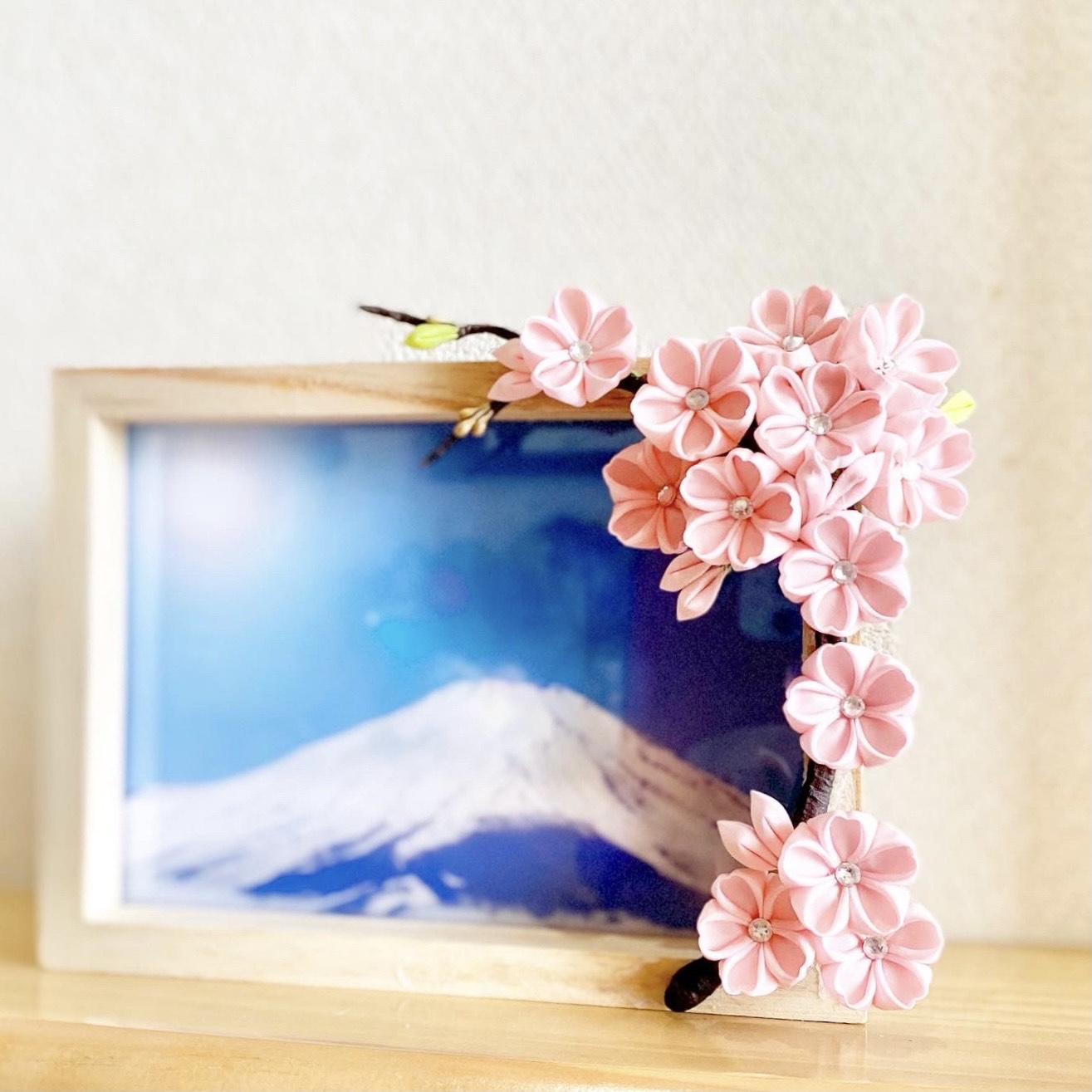 つまみ細工 写真フレーム お花見 富士山 桜 Iichi ハンドメイド クラフト作品 手仕事品の通販