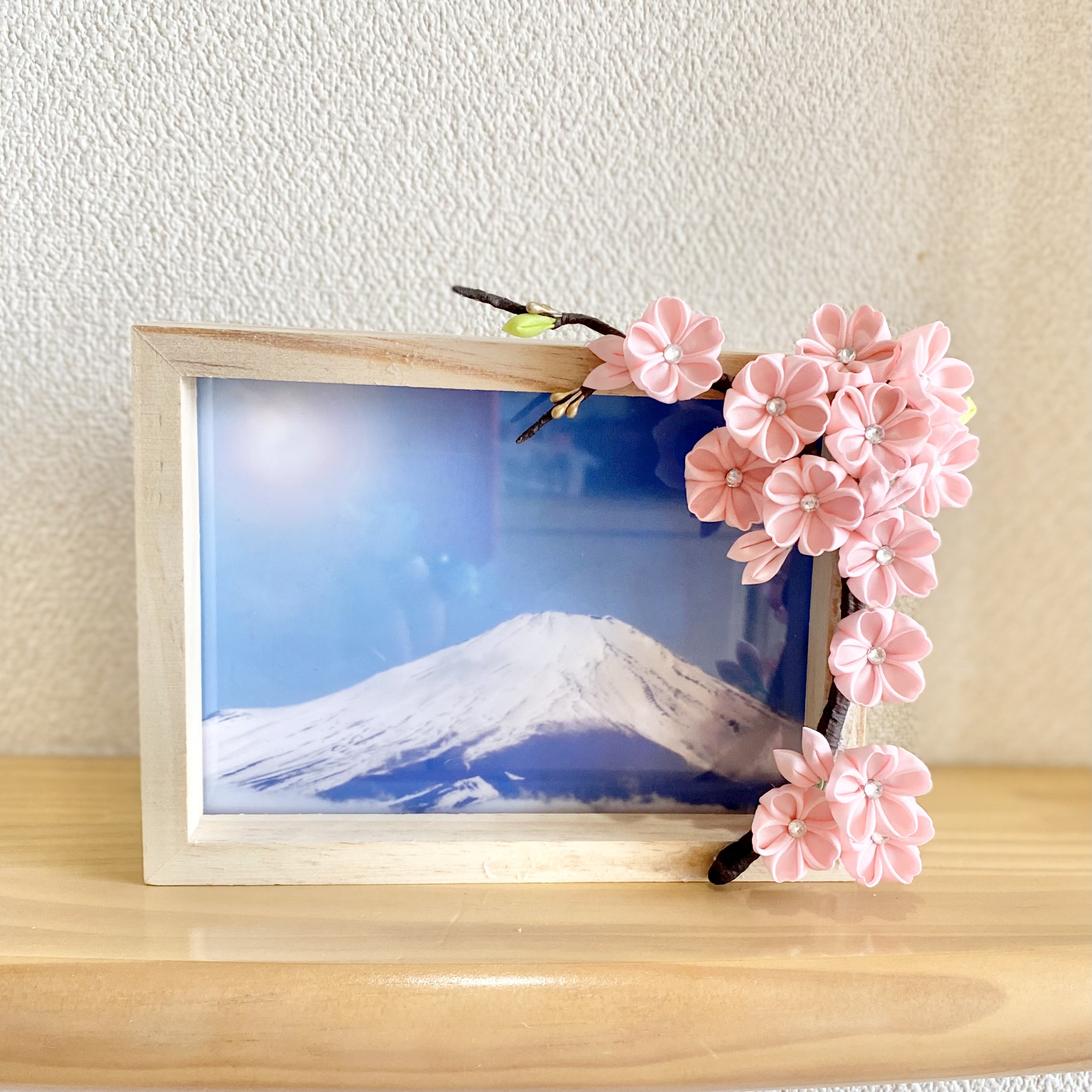 つまみ細工 写真フレーム お花見 富士山 桜 Iichi ハンドメイド クラフト作品 手仕事品の通販