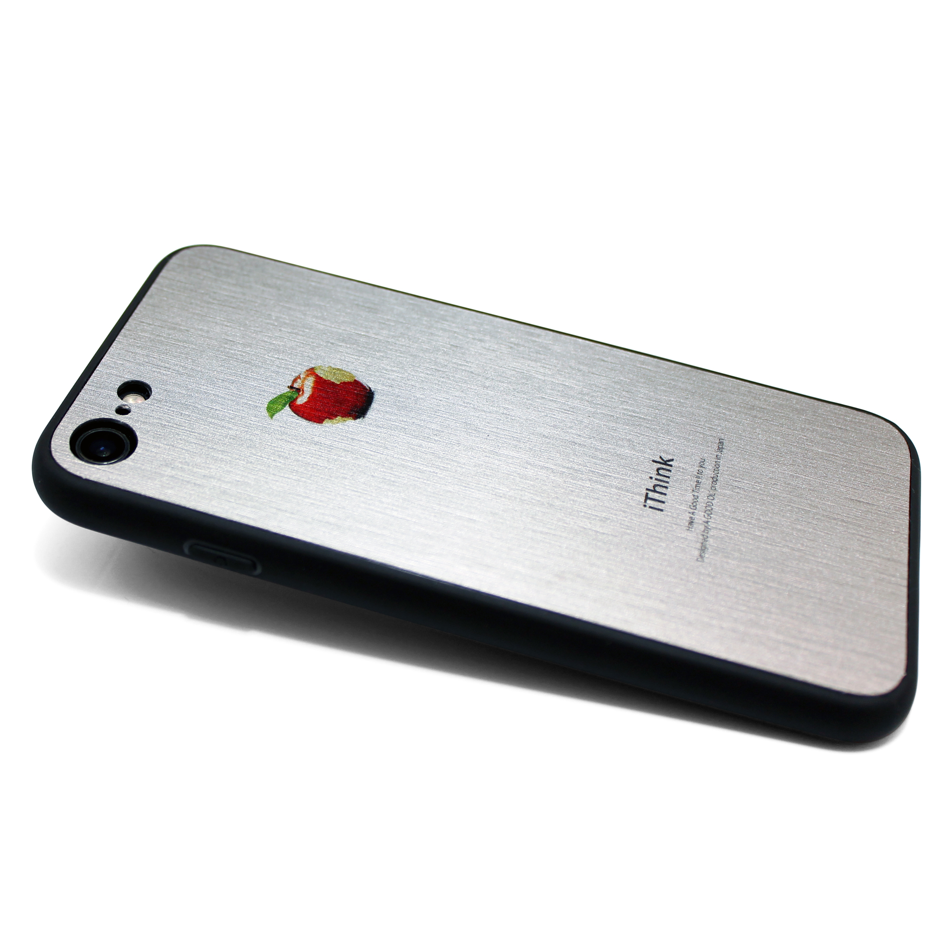 まるで金属のようなiphoneケース Iphoneケースカバー ホワイト ブラック 赤リンゴ 耐衝撃 Iichi ハンドメイド クラフト作品 手仕事品の通販