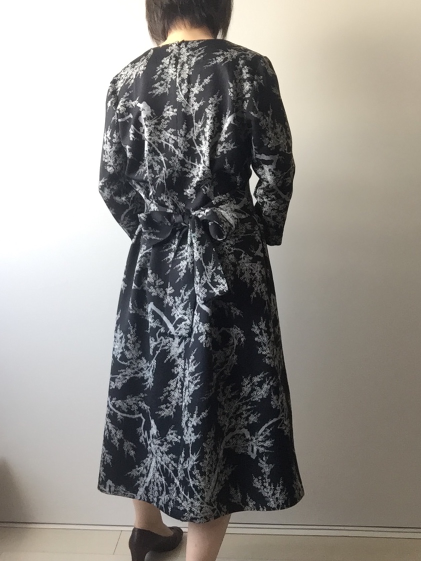 着物リメイクワンピース 夜桜 Iichi ハンドメイド クラフト作品 手仕事品の通販