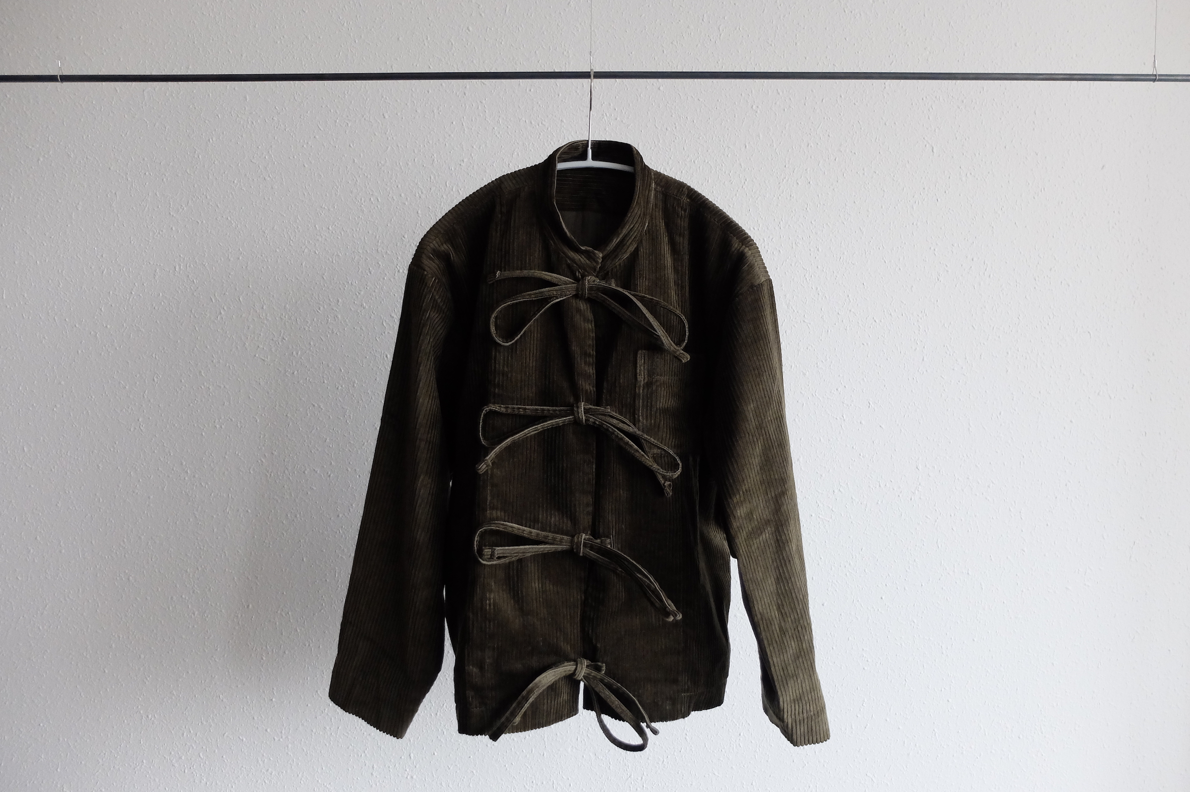 シーズン限定 木間服装製作 バンドカラージャケットコーデュロイ Khaki Unisex Iichi ハンドメイド クラフト作品 手仕事品の通販