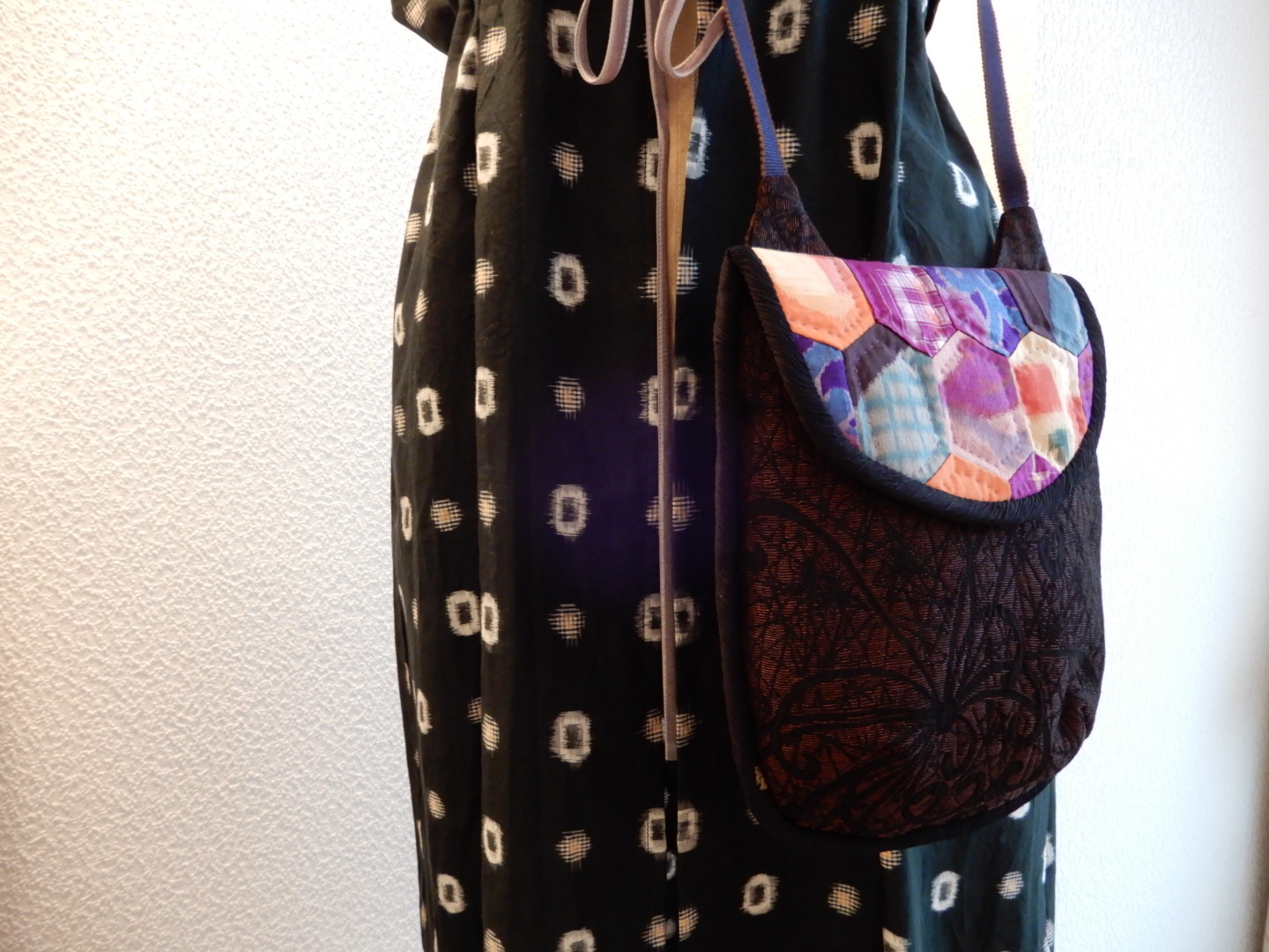 銘仙のパッチワークポシェット Iichi ハンドメイド クラフト作品 手仕事品の通販