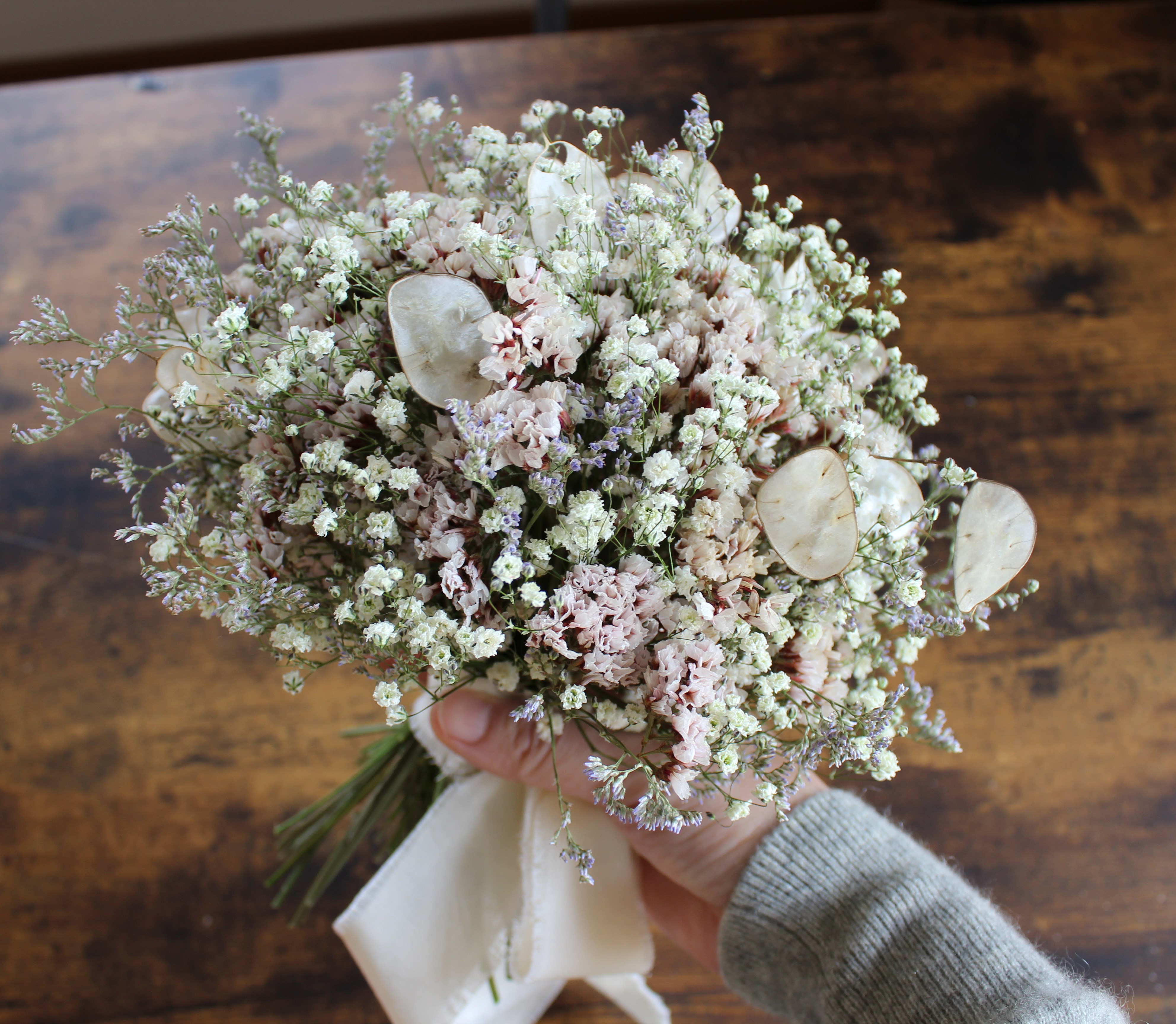 花筵 Bouquet かすみ草とルナリアのブーケ ドライフラワーブーケ 桜 Iichi ハンドメイド クラフト作品 手仕事品の通販