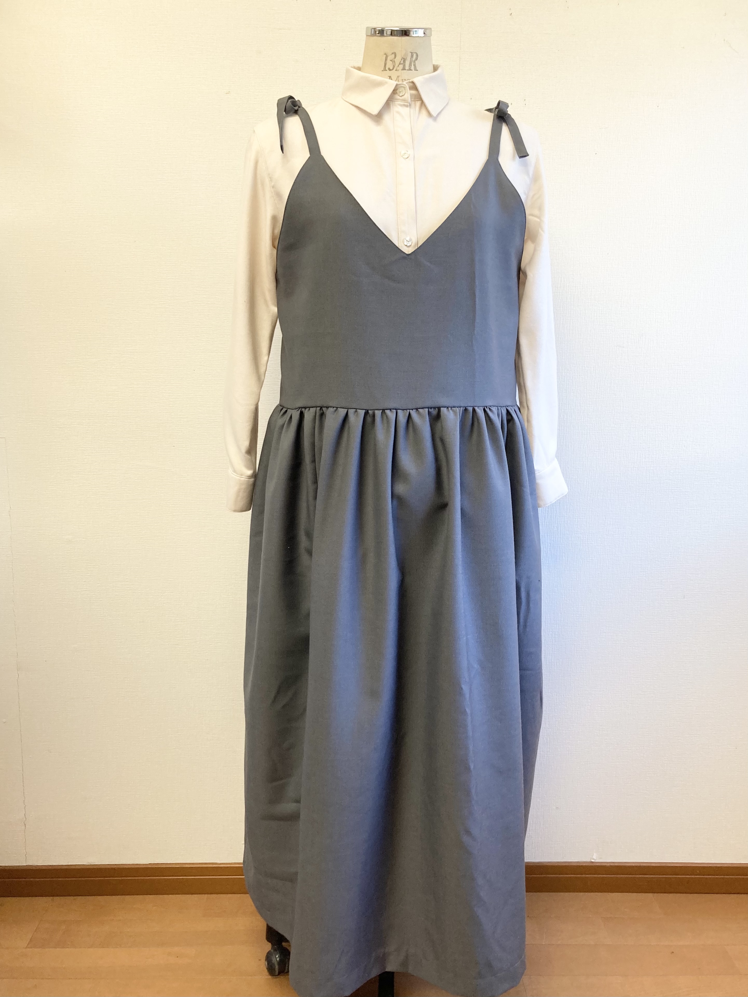 大人可愛い 肩リボンのキャミソールマキシ丈ロングワンピース 水色 サイズフリー L L L Iichi ハンドメイド クラフト作品 手仕事品の通販