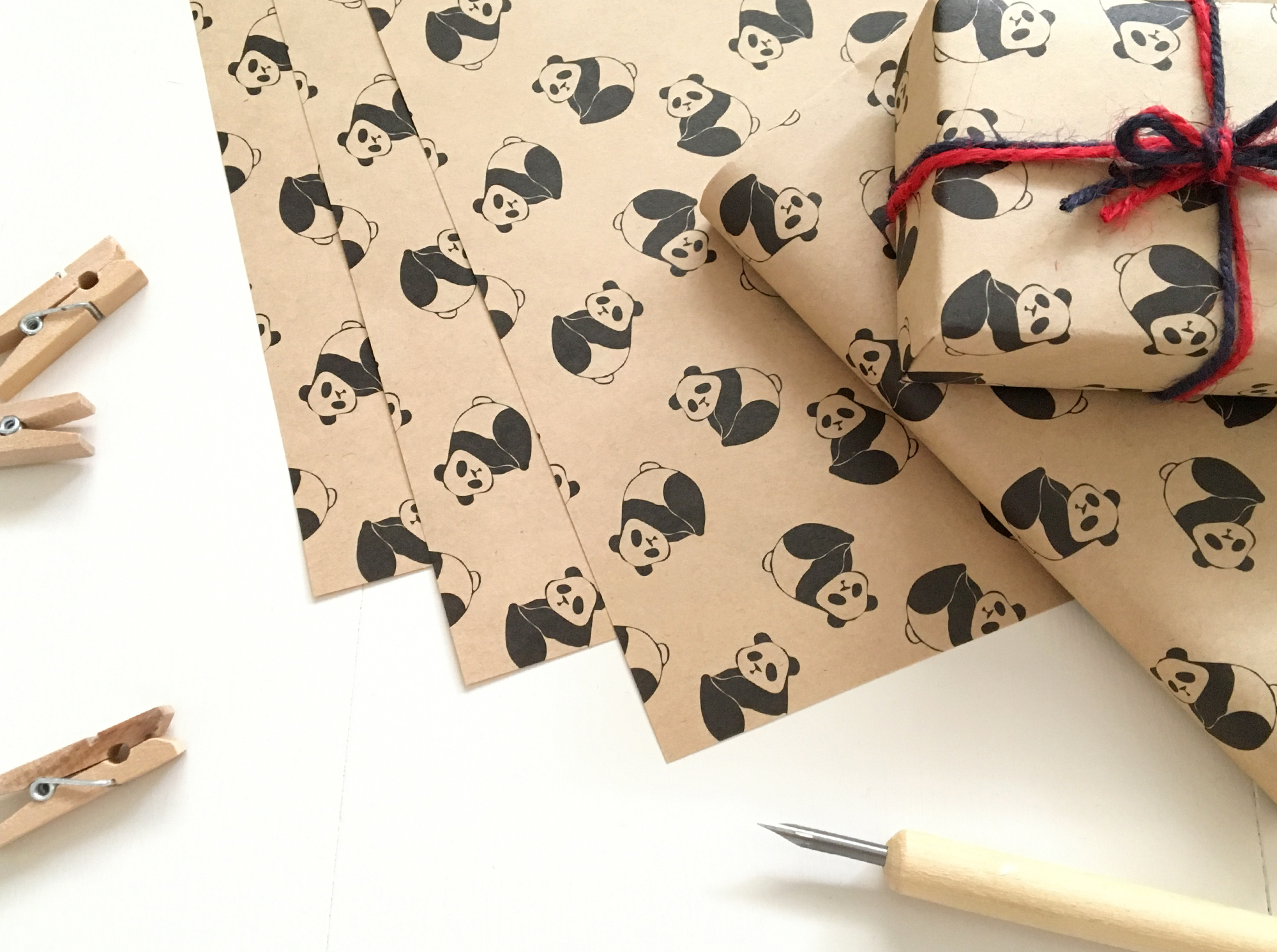 パンダのデザインペーパー 10枚入 クラフト紙 サイズ 包装紙 ラッピングペーパー ブックカバー 動物柄 かわいい Iichi ハンドメイド クラフト作品 手仕事品の通販