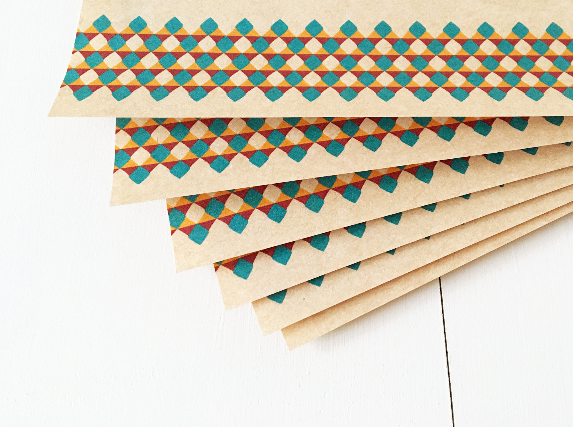 デザインペーパー 10枚入 幾何学 クラフト サイズの包装紙 ラッピングやブックカバーに 北欧 レトロ Iichi ハンドメイド クラフト作品 手仕事品の通販