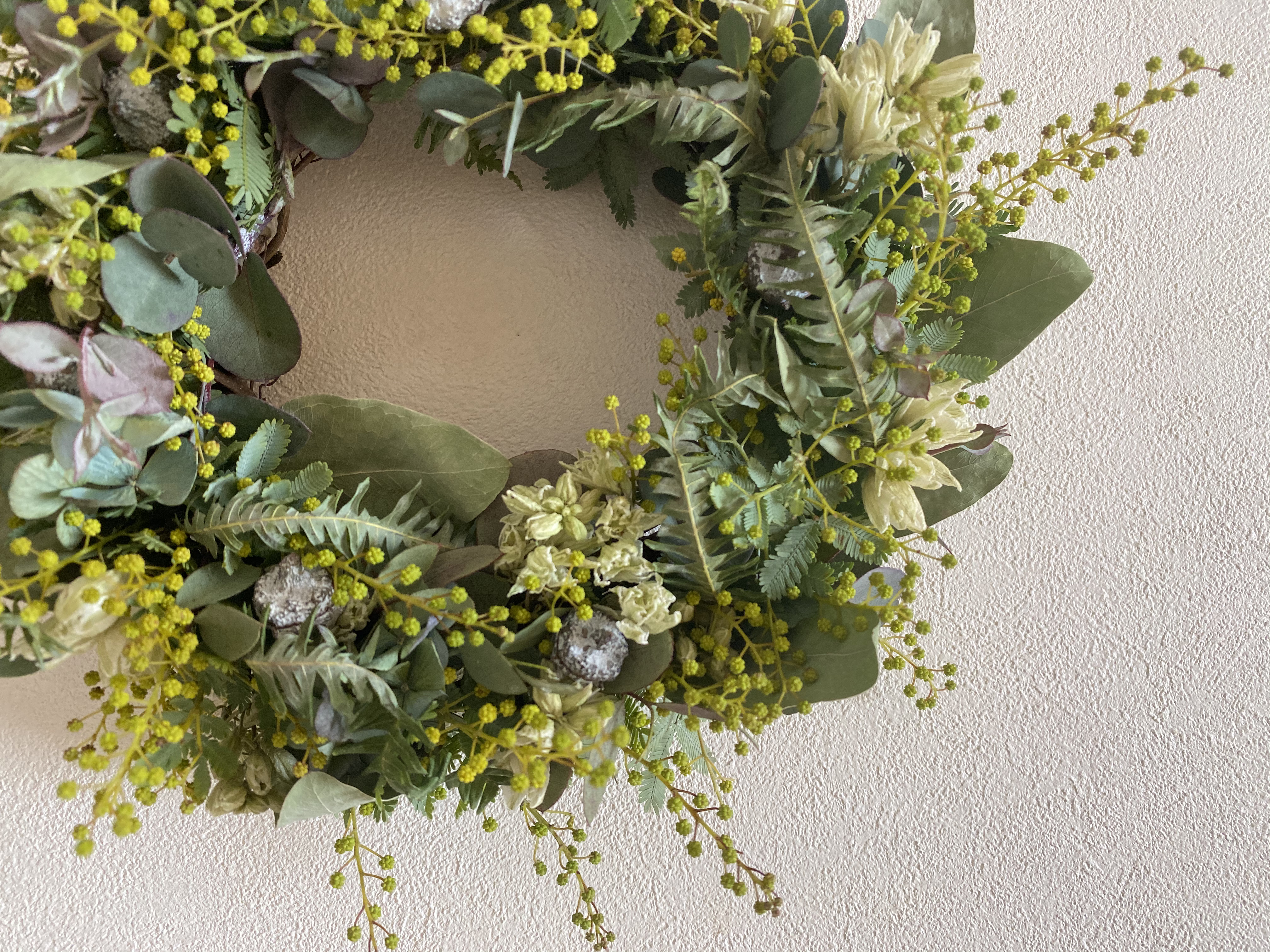 つぼみミモザとユーカリリース Iichi ハンドメイド クラフト作品 手仕事品の通販