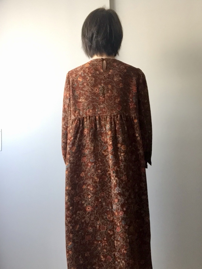 着物リメイクワンピース レンガ色の更紗 Iichi ハンドメイド クラフト作品 手仕事品の通販
