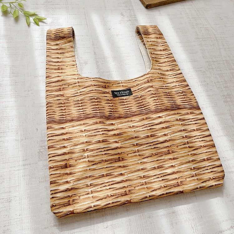 バスケット柄 裏地付き 底マチが広いコンビニ型エコバッグ Iichi ハンドメイド クラフト作品 手仕事品の通販