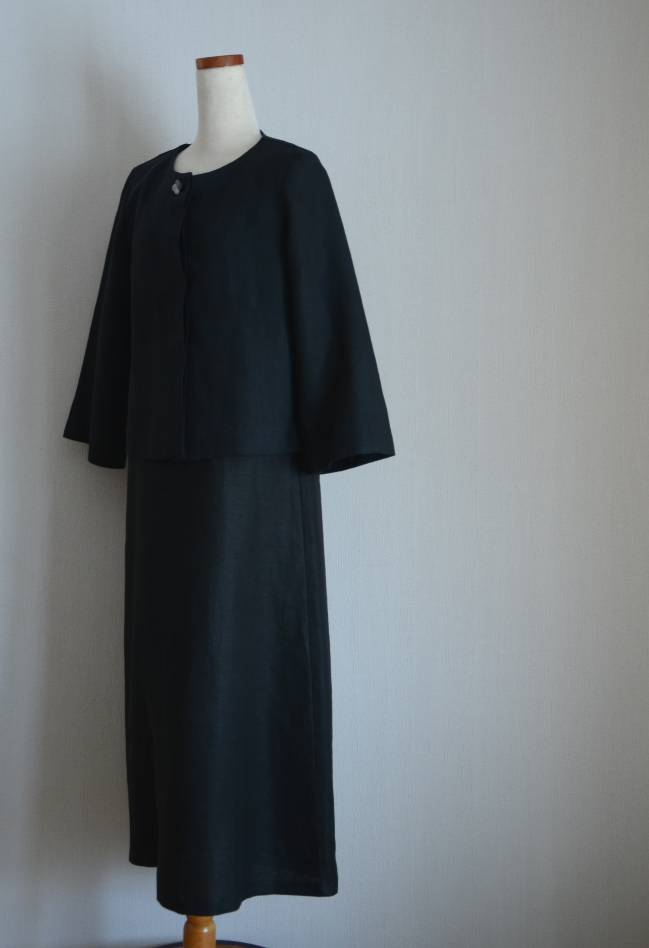 リネン100 ワンピースとジャケットのセットアップ 黒 Iichi ハンドメイド クラフト作品 手仕事品の通販