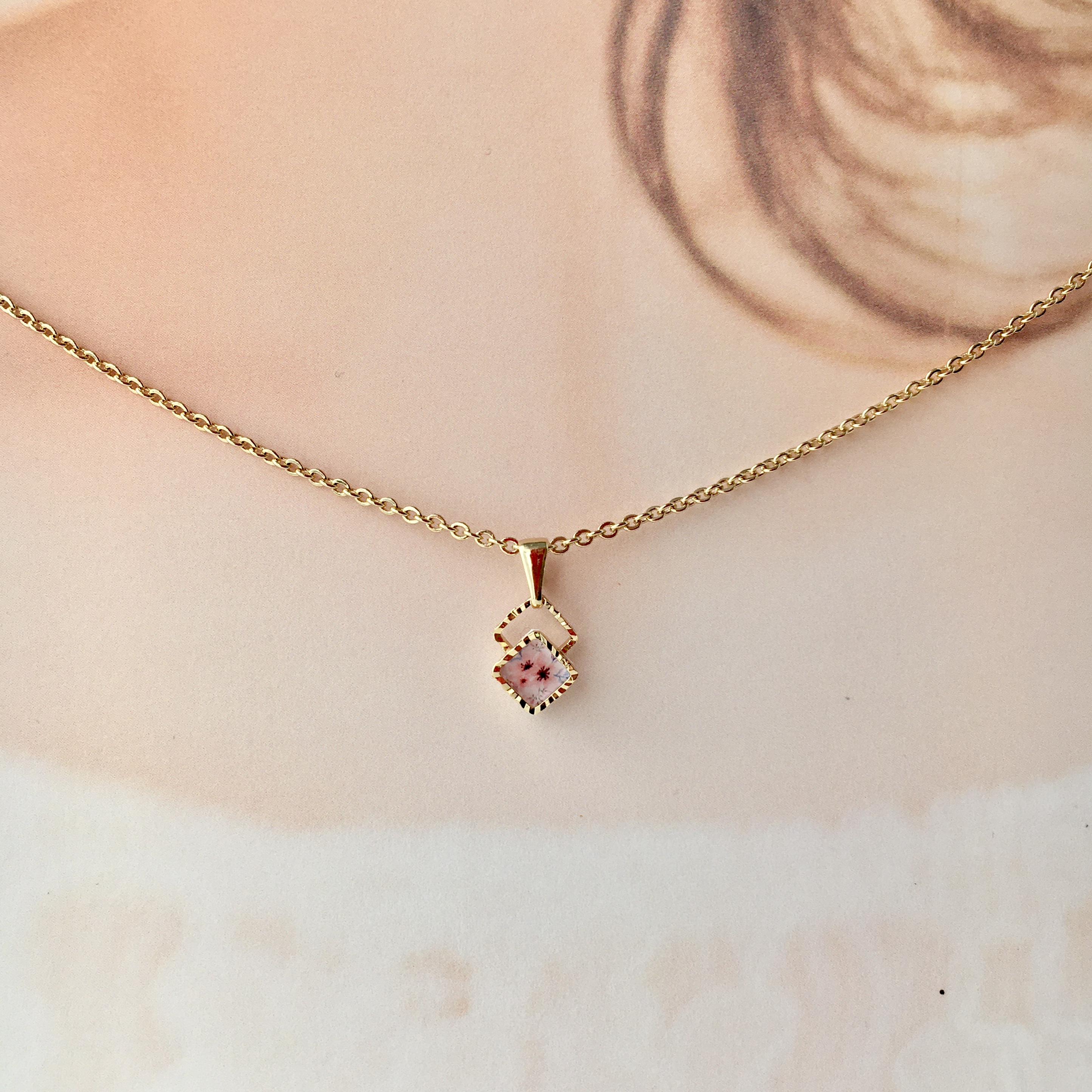 くすみピンク桜 スクエア ネックレス Iichi ハンドメイド クラフト作品 手仕事品の通販