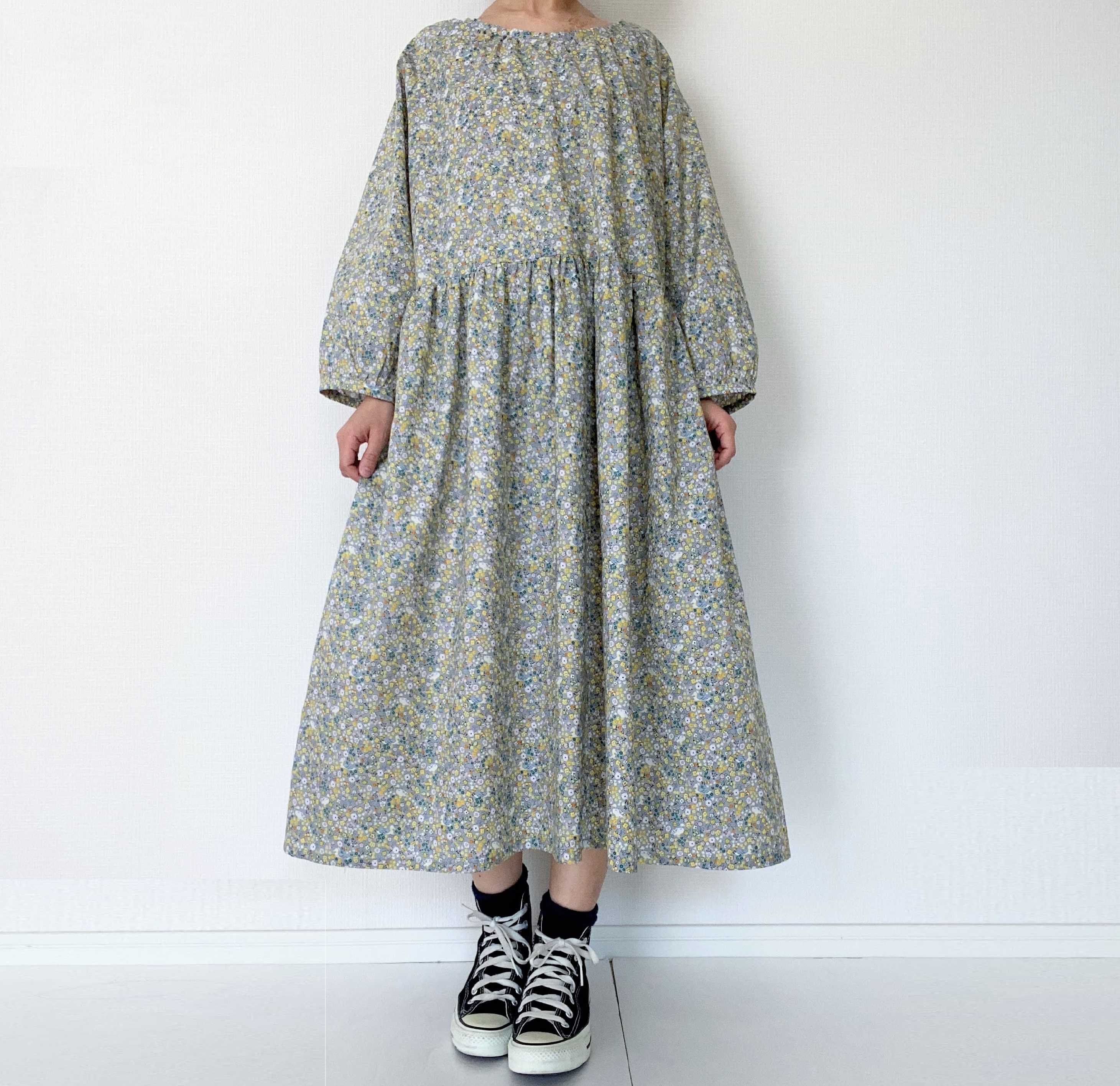 春に 鴨と花柄 ゆったり長袖ラグランワンピース コットン100 ライトグレー Iichi ハンドメイド クラフト作品 手仕事品の通販