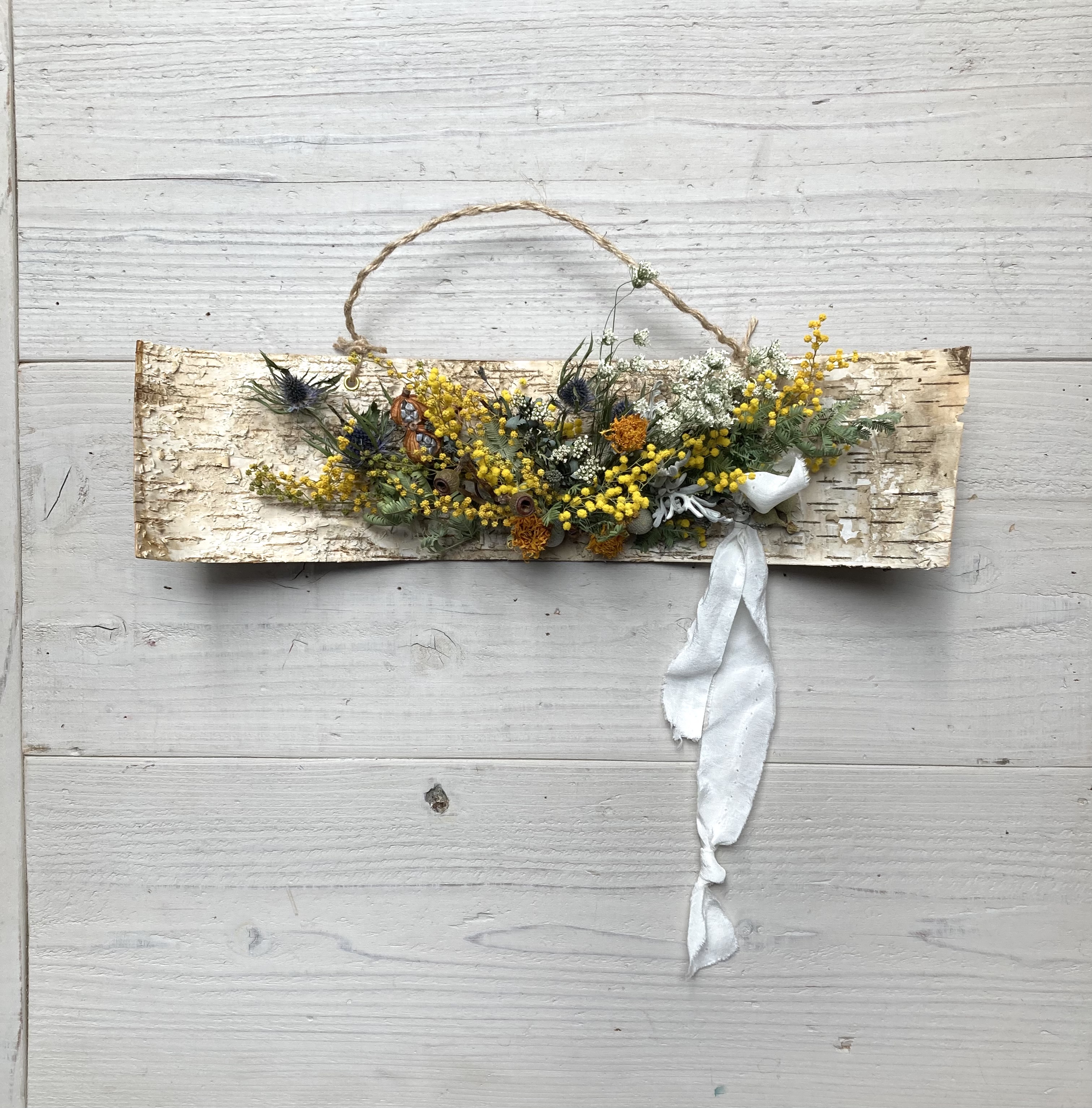 Natural Colorの春のミモザナチュラル白樺アレンジ Iichi ハンドメイド クラフト作品 手仕事品の通販
