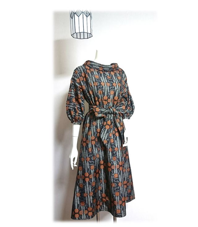 191 大島紬リメイクレトロａラインワンピース 黒 オレンジ 竹と梅 Iichi ハンドメイド クラフト作品 手仕事品の通販