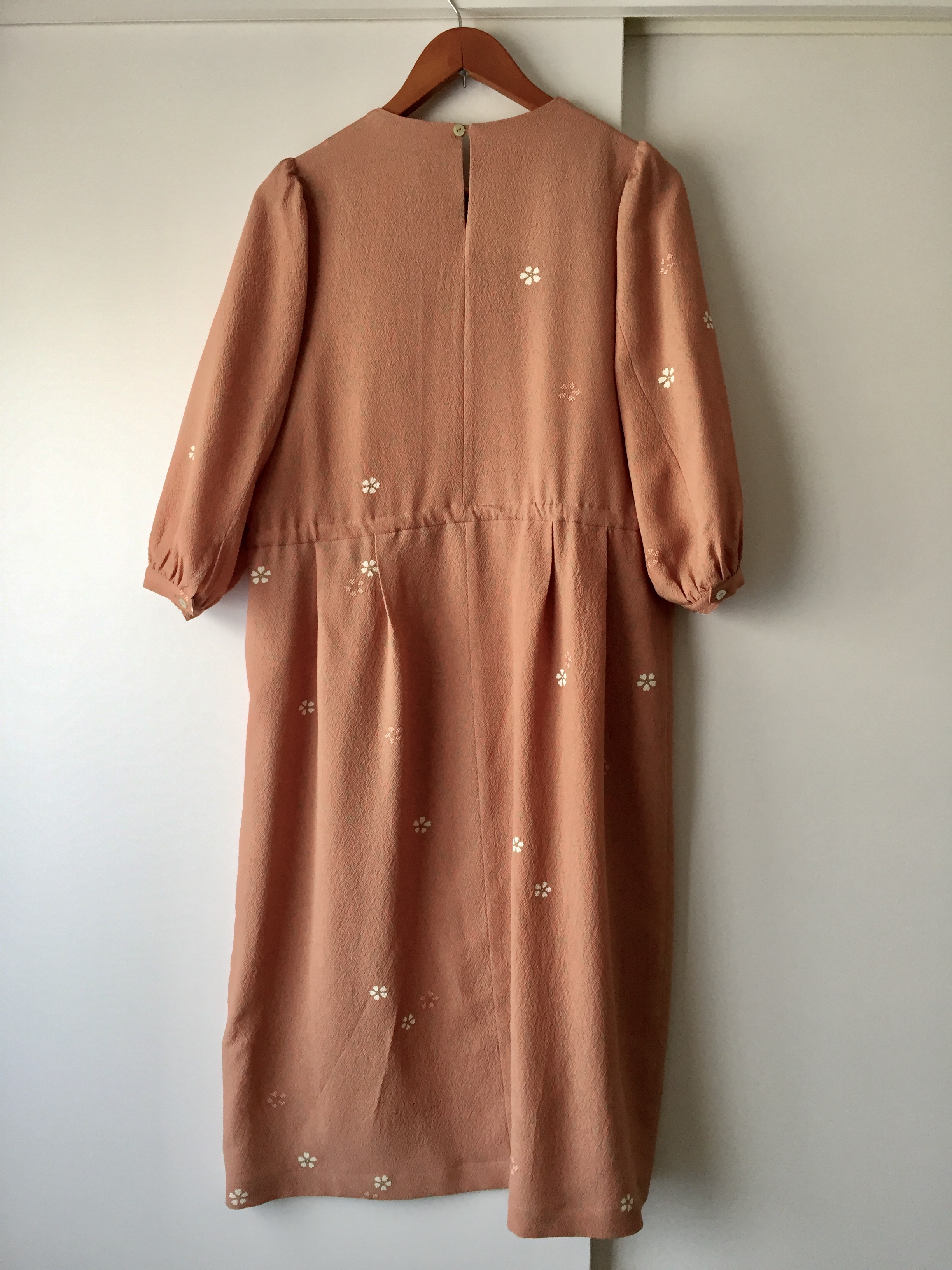 着物リメイクワンピース オレンジ桜 Iichi ハンドメイド クラフト作品 手仕事品の通販