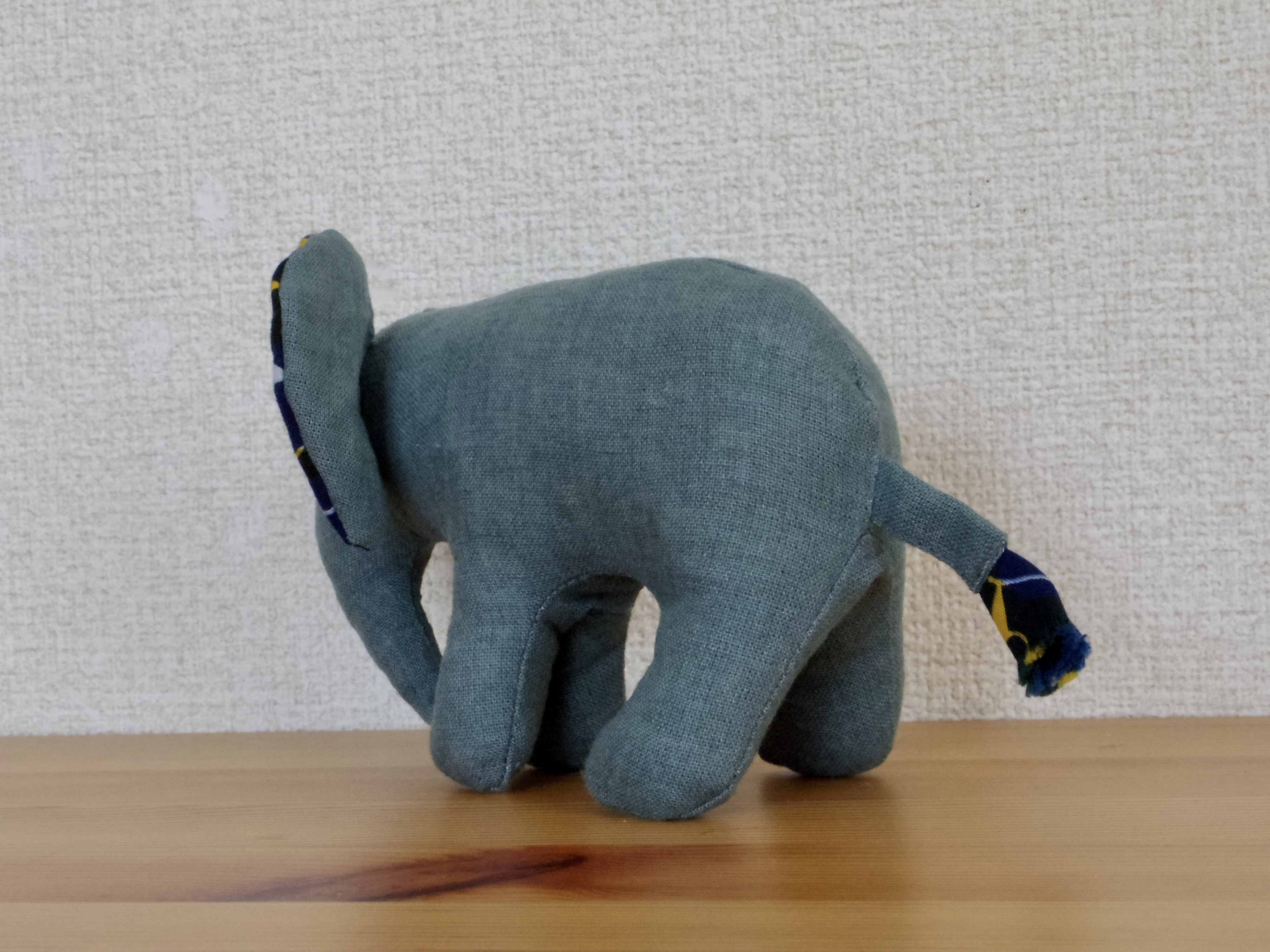 大きくなるんだゾウ ぬいぐるみ ブルーグリーン Iichi ハンドメイド クラフト作品 手仕事品の通販 大きくなるんだゾウ ぬいぐるみ ブルーグリーン Iichi ハンドメイド クラフト作品 手仕事品の通販