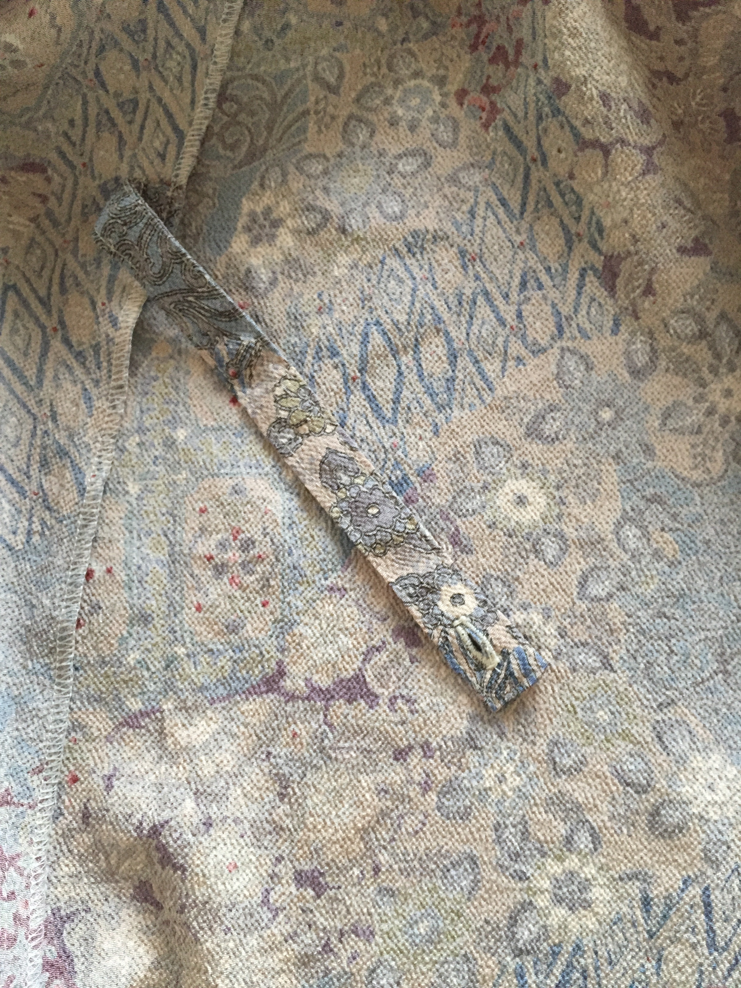 着物リメイクワンピース ちりめん裂き取り柄のカシュクールワンピース Iichi ハンドメイド クラフト作品 手仕事品の通販