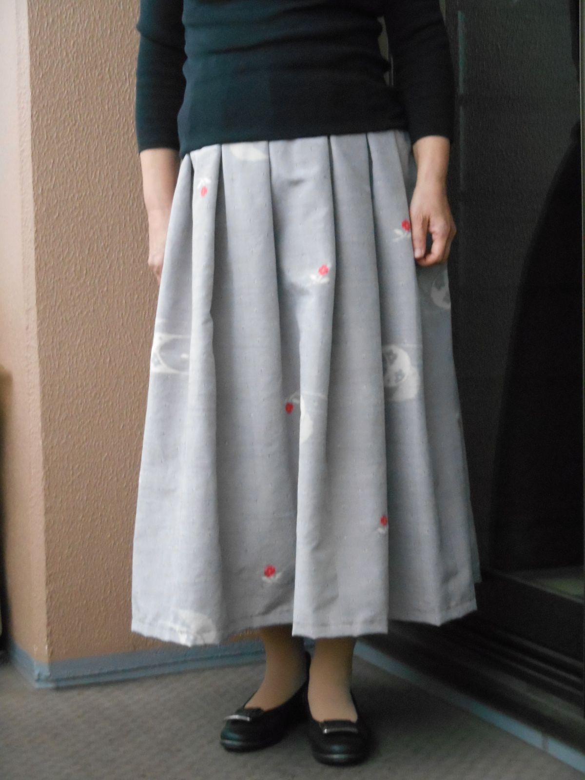 懐かしい紬のリメイクスカート 裏地なし Iichi ハンドメイド クラフト作品 手仕事品の通販