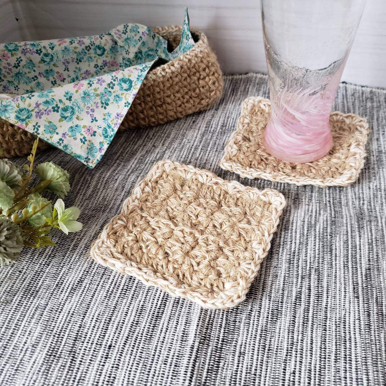 麻ひものプチ可愛いナチュラルコースター グラスにもカップにも 2個セット Iichi ハンドメイド クラフト作品 手仕事品の通販