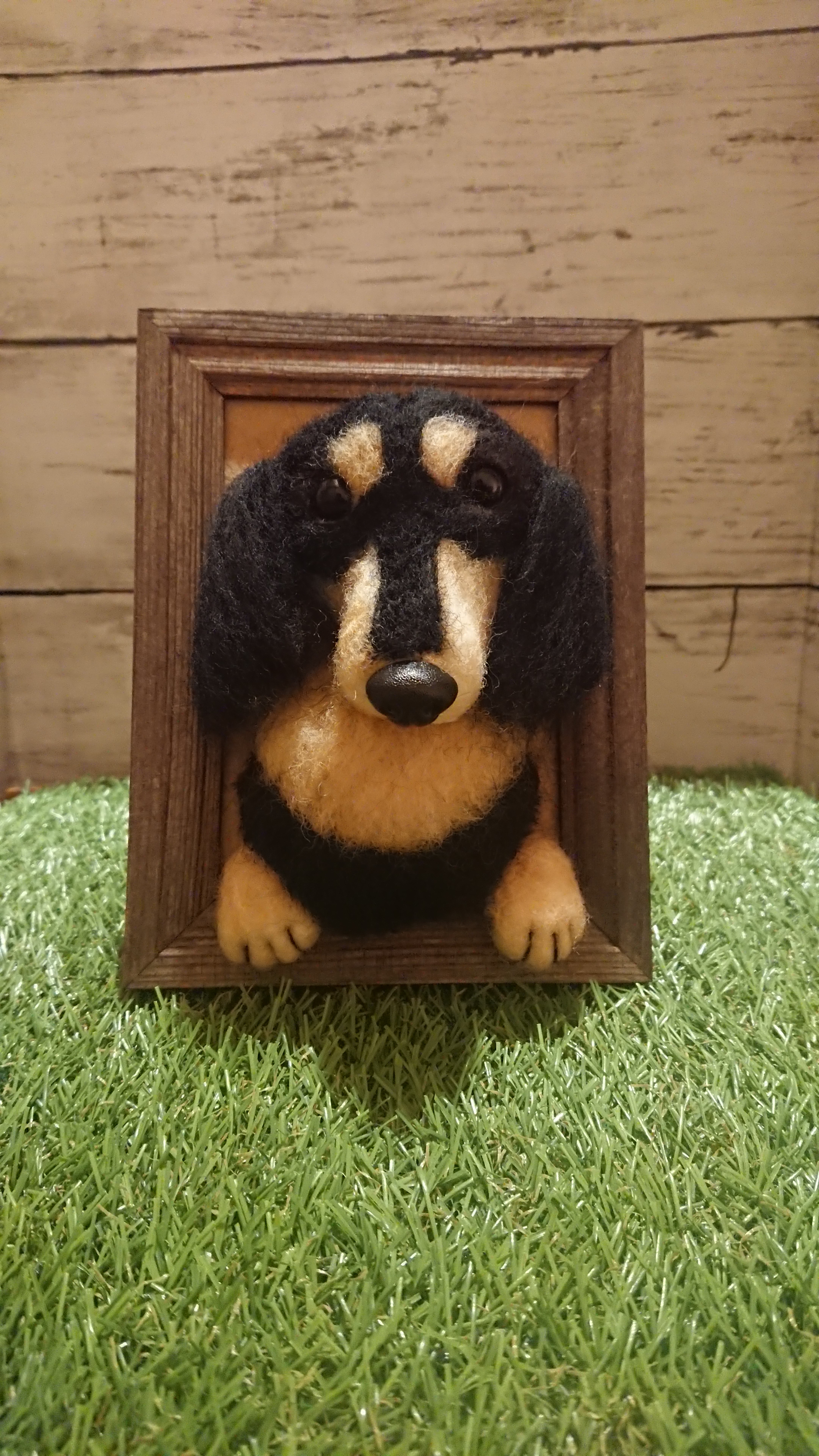 羊毛フェルト 犬 ダックスフント フレーム 愛犬 うちの子 ペット Iichi ハンドメイド クラフト作品 手仕事品の通販
