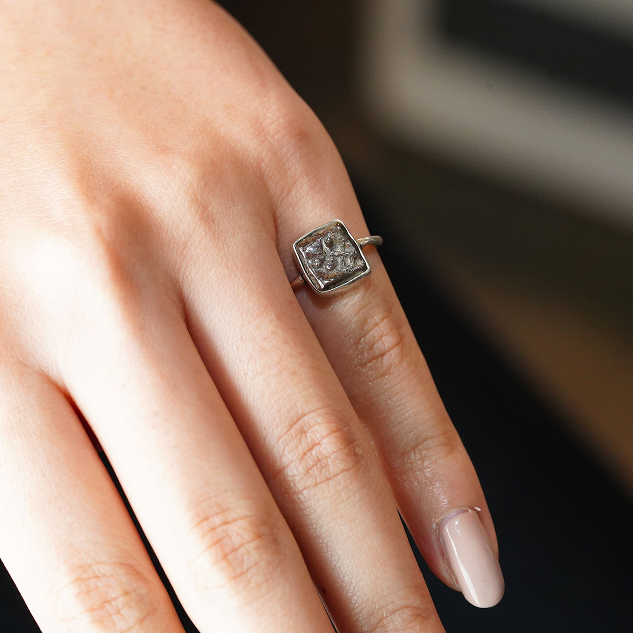 オールドコイン アンティーク ブロンズ シルバーリング ピンキーリング Iichi ハンドメイド クラフト作品 手仕事品の通販