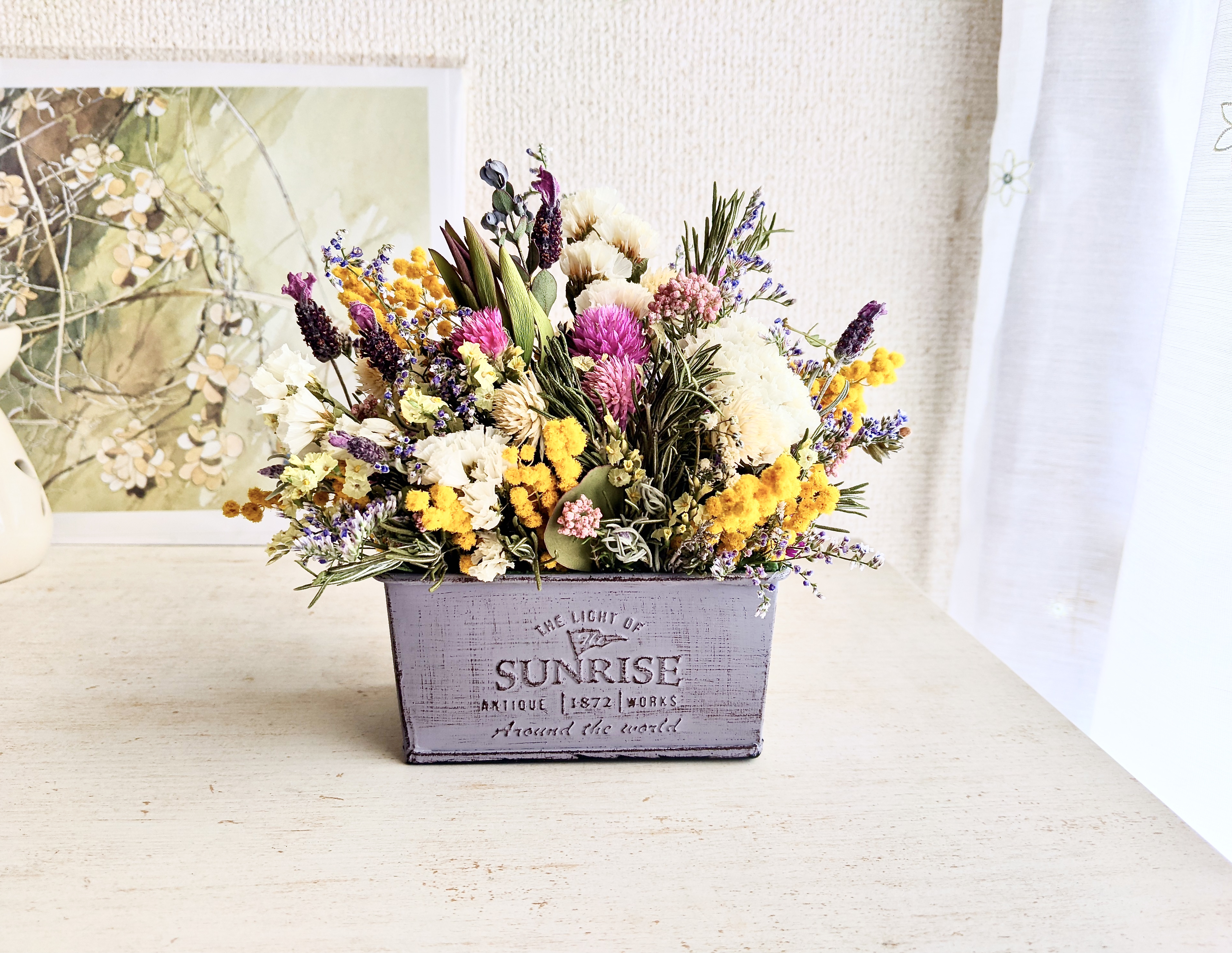 どこからでも眺められる 自家栽培のミモザやセンニチコウ ミモザなどを箱詰めしたドライフラワー アレンジメント ミニサイズ Iichi ハンドメイド クラフト作品 手仕事品の通販