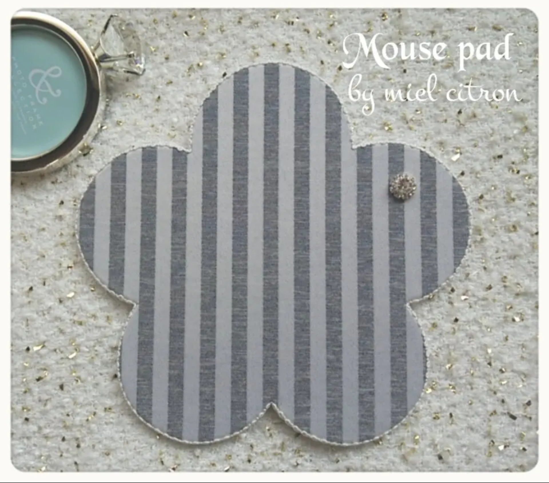 お花の可愛いマウスパッド グレー ダイヤ Iichi ハンドメイド クラフト作品 手仕事品の通販