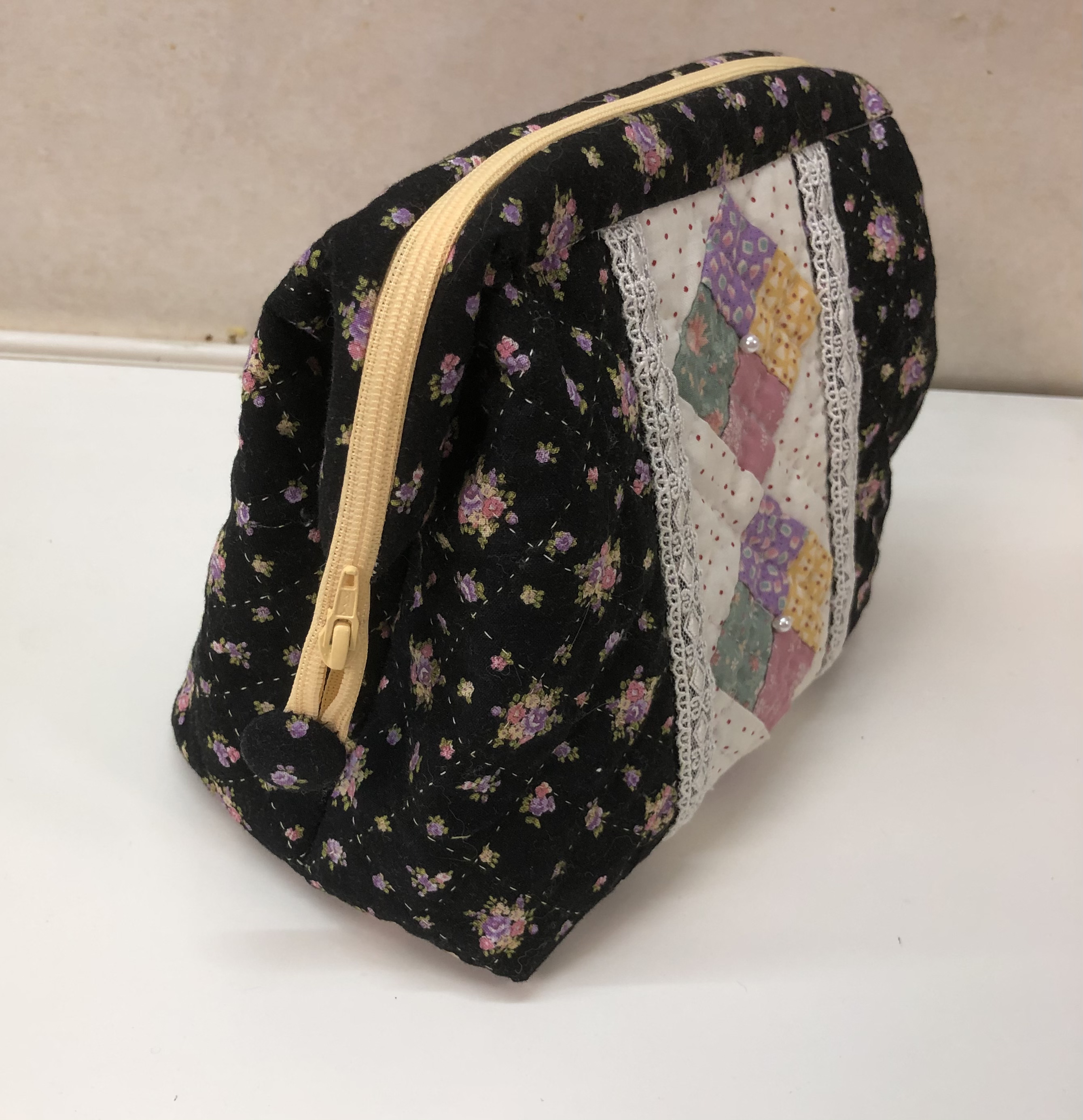 パッチワークワイヤー口金ポーチ Iichi ハンドメイド クラフト作品 手仕事品の通販