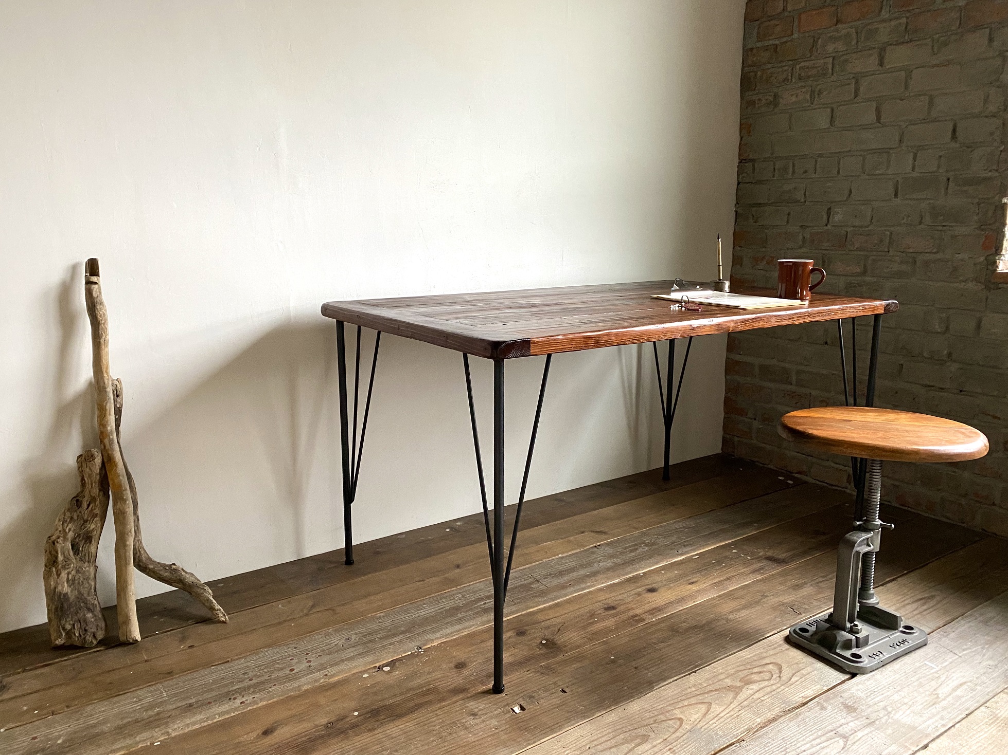 古材と鉄脚のサイドテーブル 作業台 机 インダストリアル アイアン 