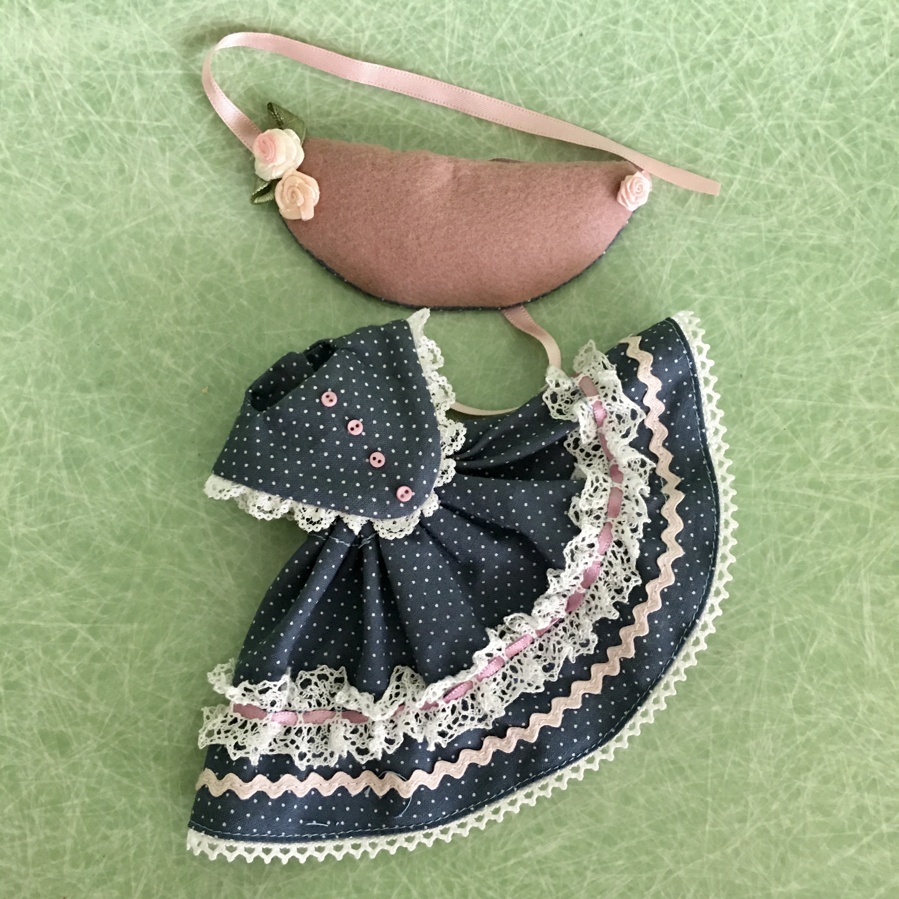 お人形さんの着せ替え服 ベッツィーマッコールなど Iichi ハンドメイド クラフト作品 手仕事品の通販