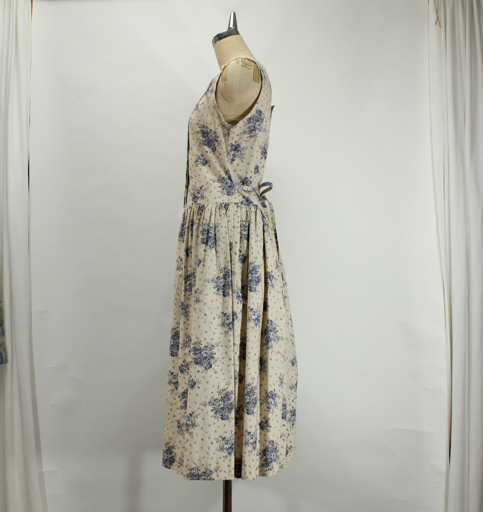 ピンタックノースリーブワンピース グレージュ Iichi ハンドメイド クラフト作品 手仕事品の通販