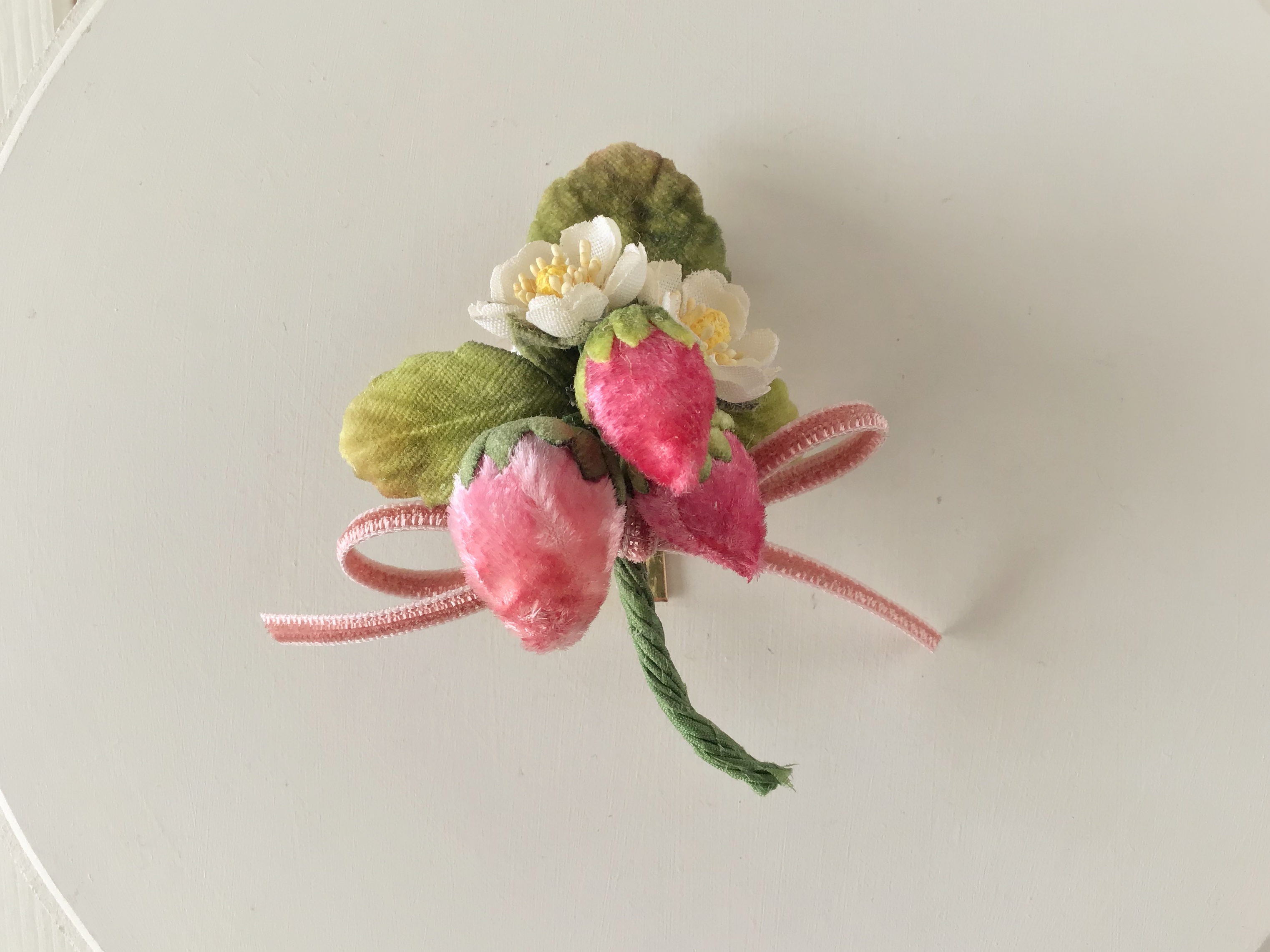 染め花イチゴのポニーフック Iichi ハンドメイド クラフト作品 手仕事品の通販