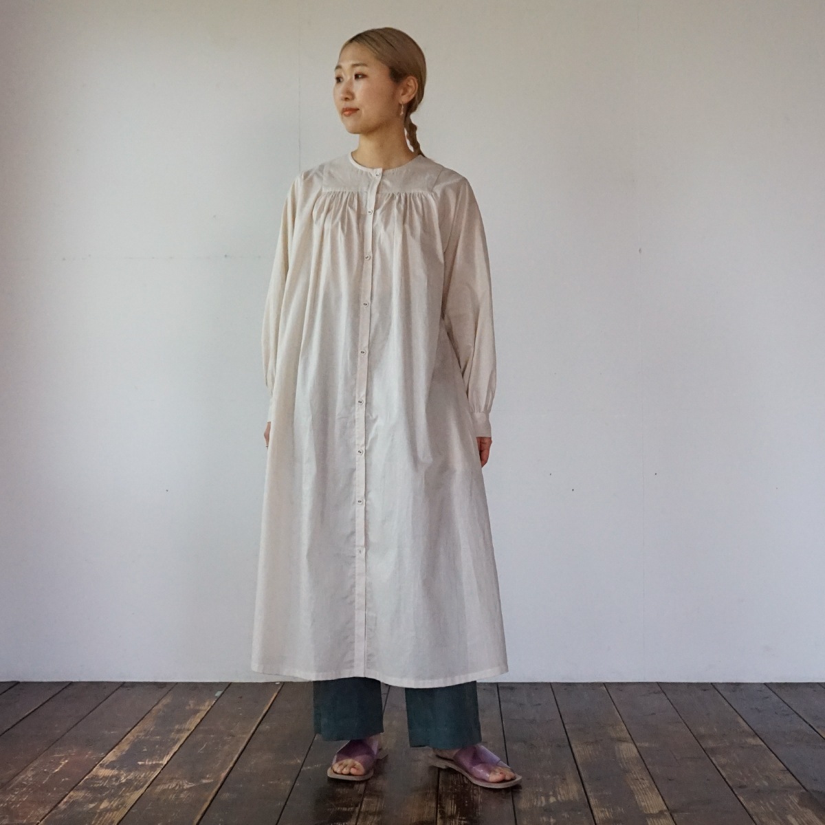 コットンローン ギャザーワンピース エクリュベージュ Iichi ハンドメイド クラフト作品 手仕事品の通販