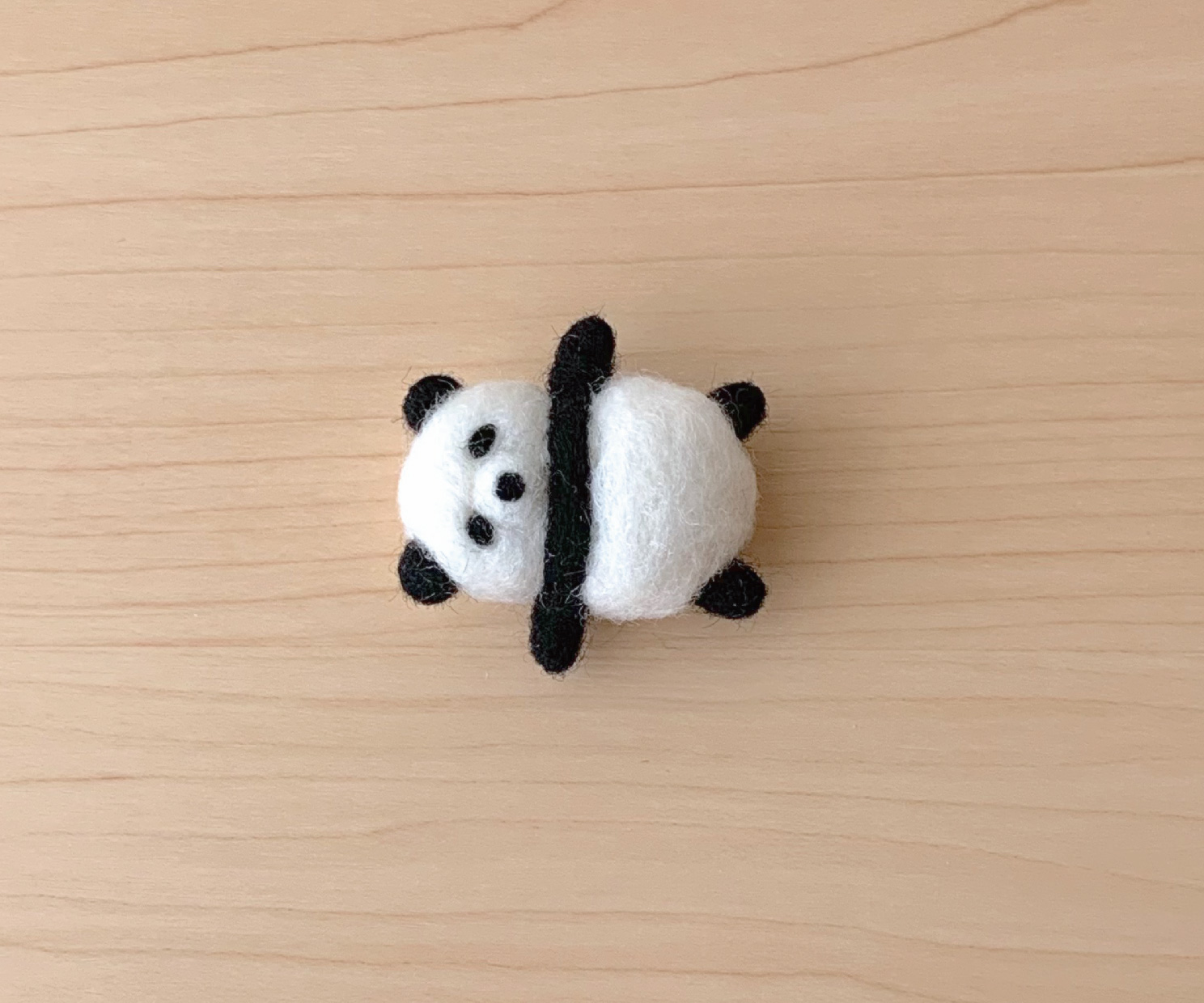 おやすみパンダ フェルトの置物 Iichi ハンドメイド クラフト作品 手仕事品の通販