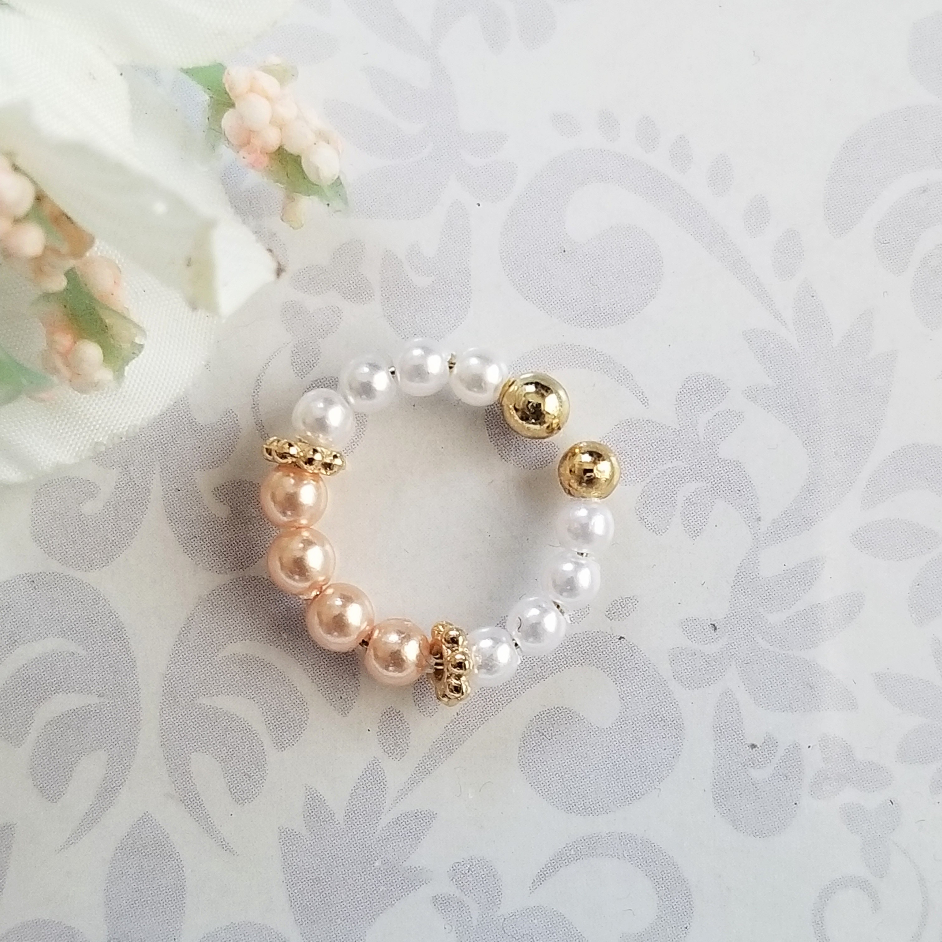 パールのイヤーカフ オレンジ ホワイト Iichi ハンドメイド クラフト作品 手仕事品の通販