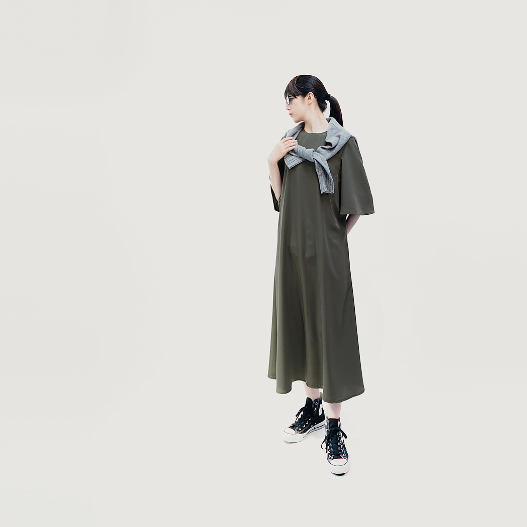 ラフに品よく 夏の大人なワンピース Liann Forest Iichi ハンドメイド クラフト作品 手仕事品の通販