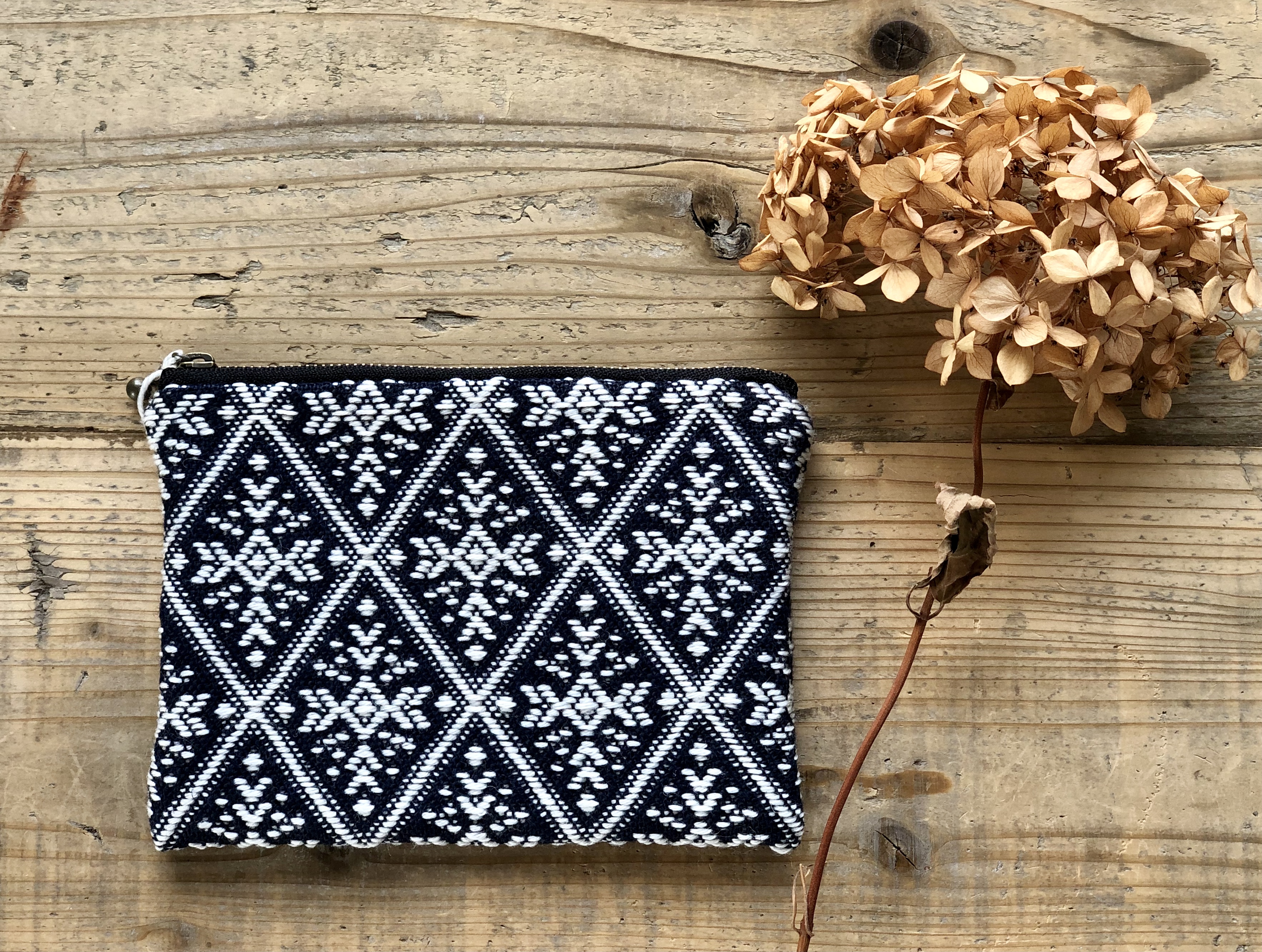 こぎん刺し 長方形ポーチ Iichi ハンドメイド クラフト作品 手仕事品の通販