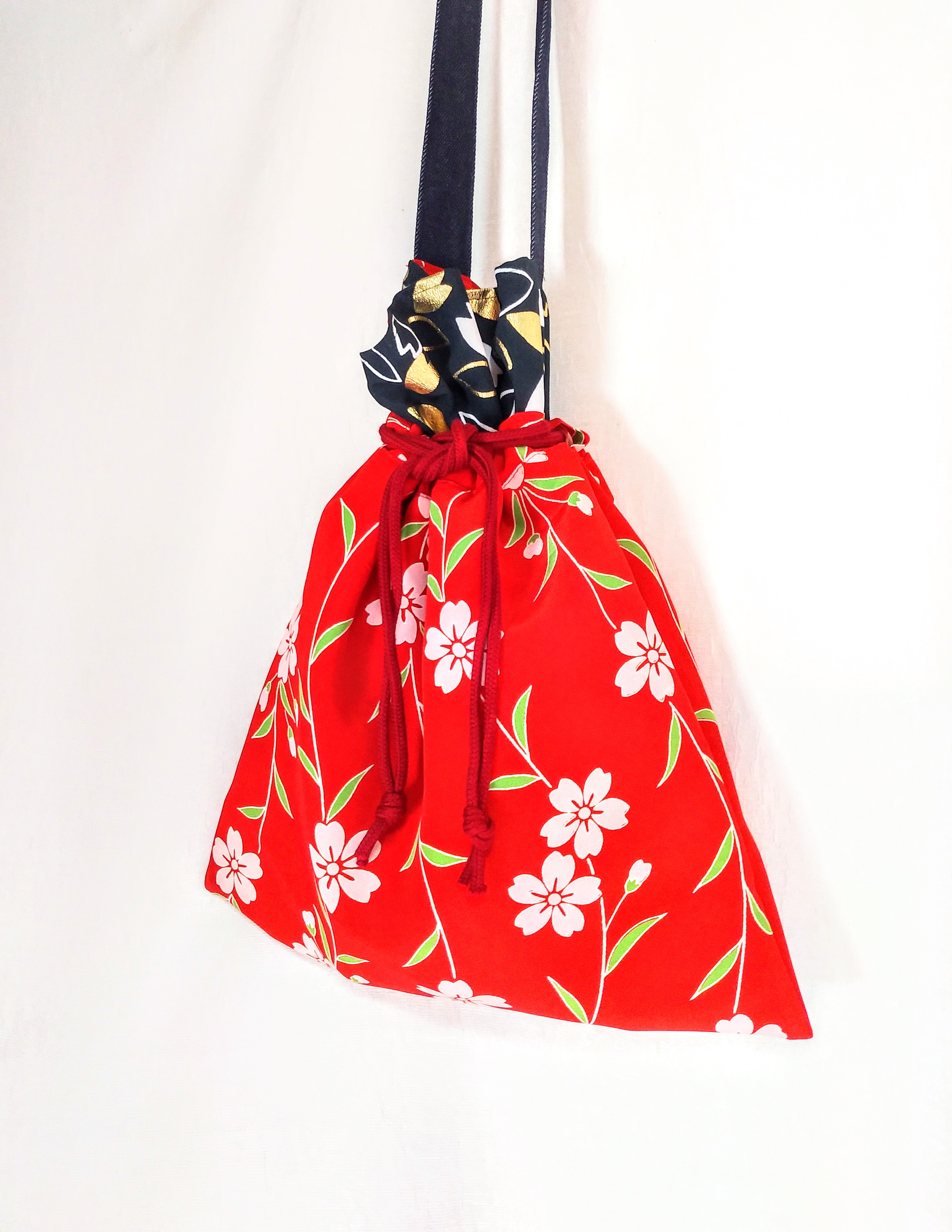 和柄立体 黒地 金縁桜と和柄鈴柄 和柄立体 黒地 金縁桜と和柄鈴柄