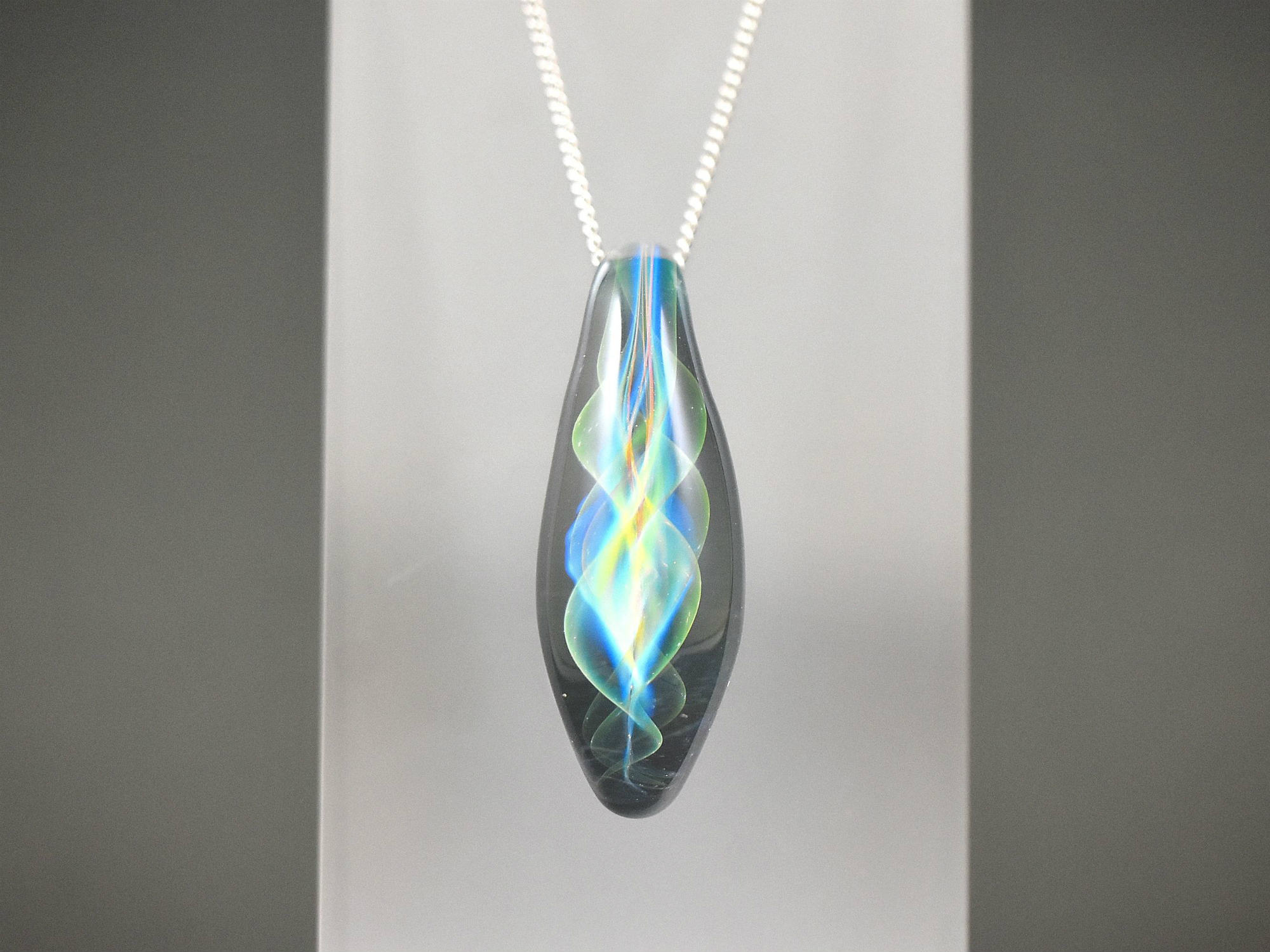 ガラスネックレス Dna Iichi ハンドメイド クラフト作品 手仕事品の通販