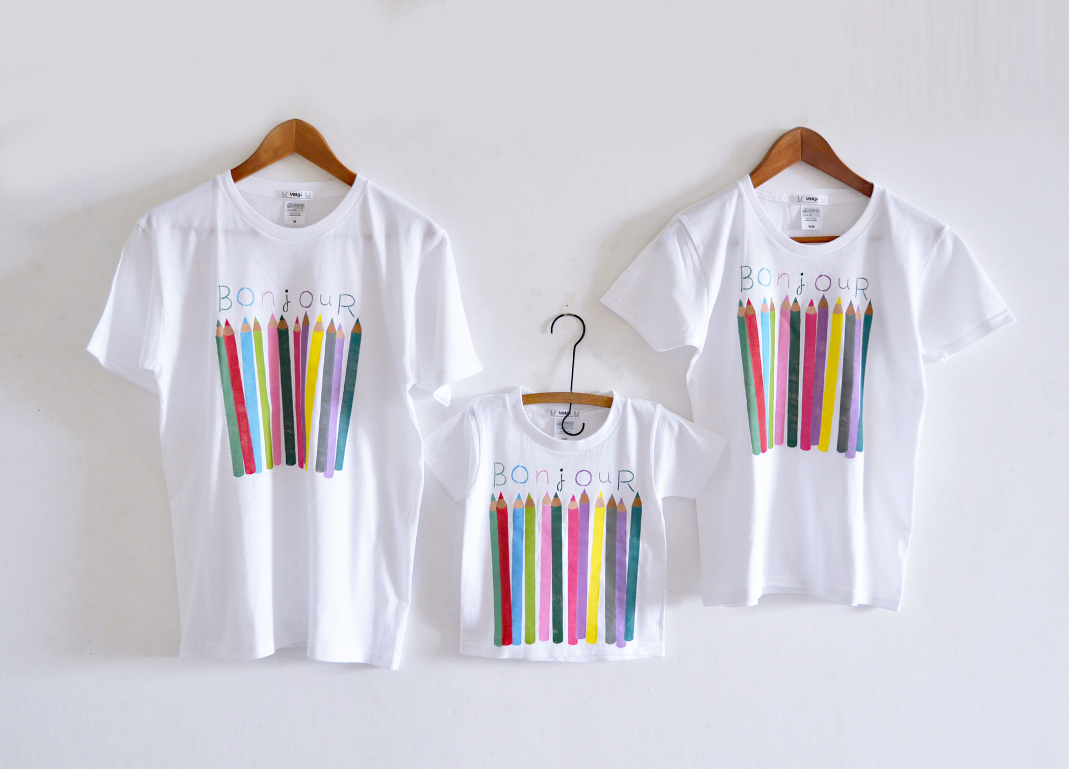 親子3人お揃い色えんぴつtシャツセット 親子おそろいコーデ ホワイト Iichi ハンドメイド クラフト作品 手仕事品の通販