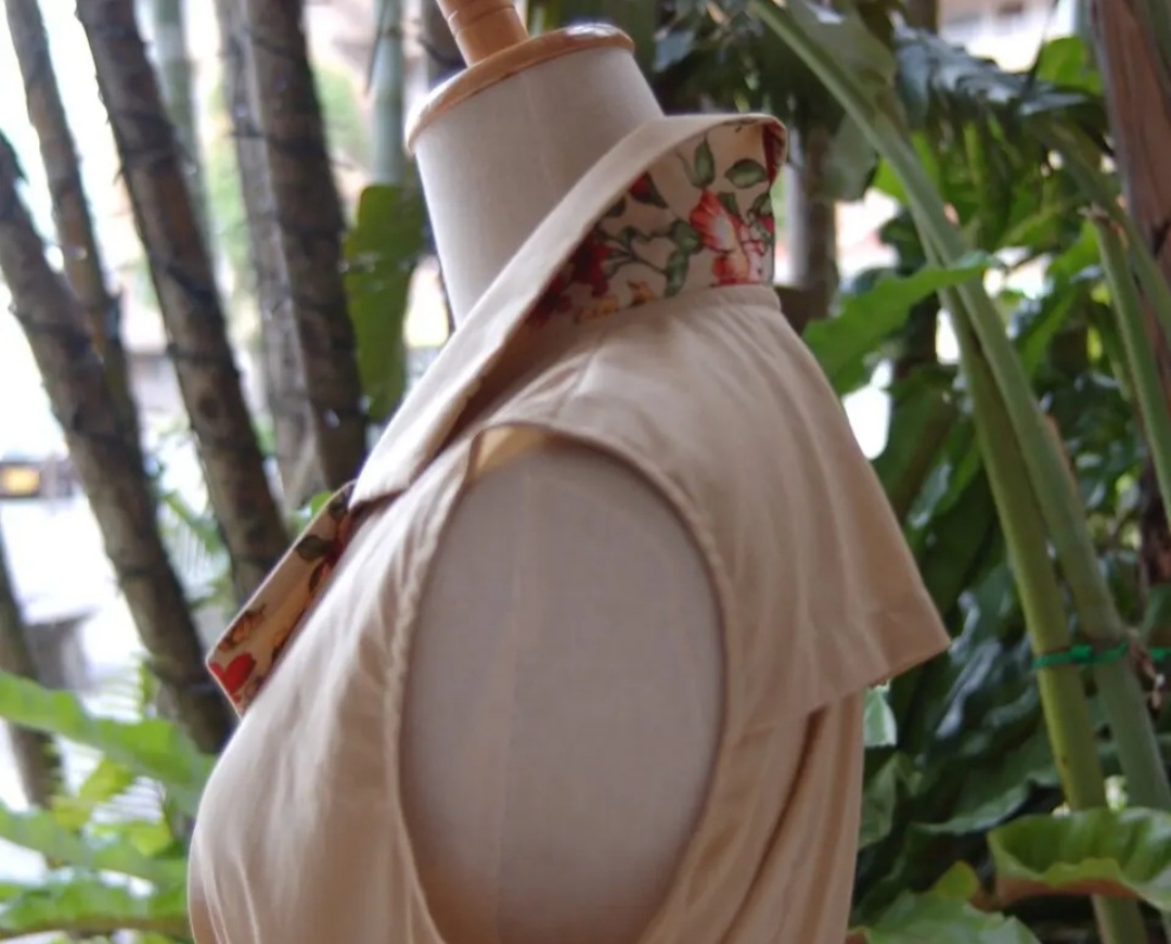 トレンチ ワンピース 秘密の花園 憧れの英国イメージのトレンチコートを夏にも着れるワンピースに Iichi ハンドメイド クラフト作品 手仕事品の通販