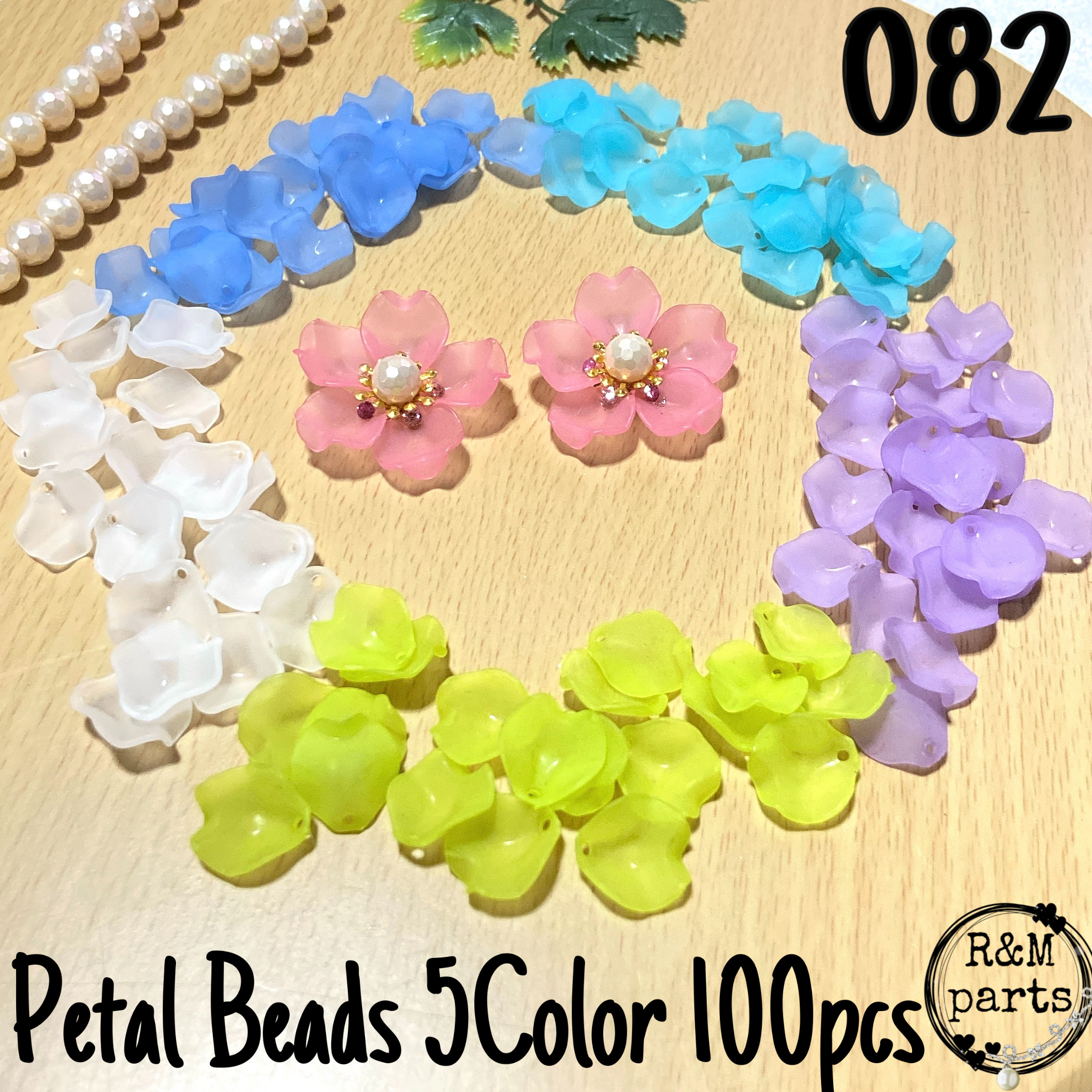 0 フラワービーズ 花びらビーズ つや消しビーズ 5色 枚 100枚 Iichi ハンドメイド クラフト作品 手仕事品の通販