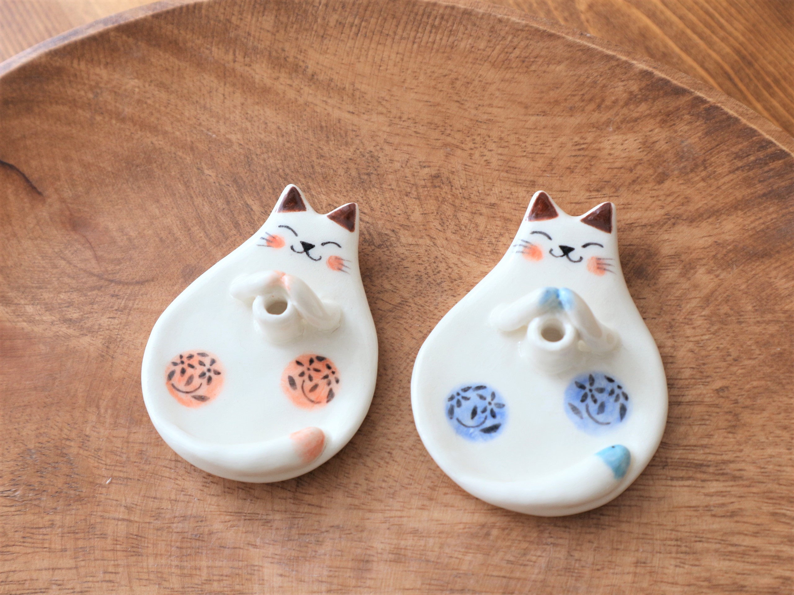 陶器で作った 猫のお香立て Iichi ハンドメイド クラフト作品 手仕事品の通販